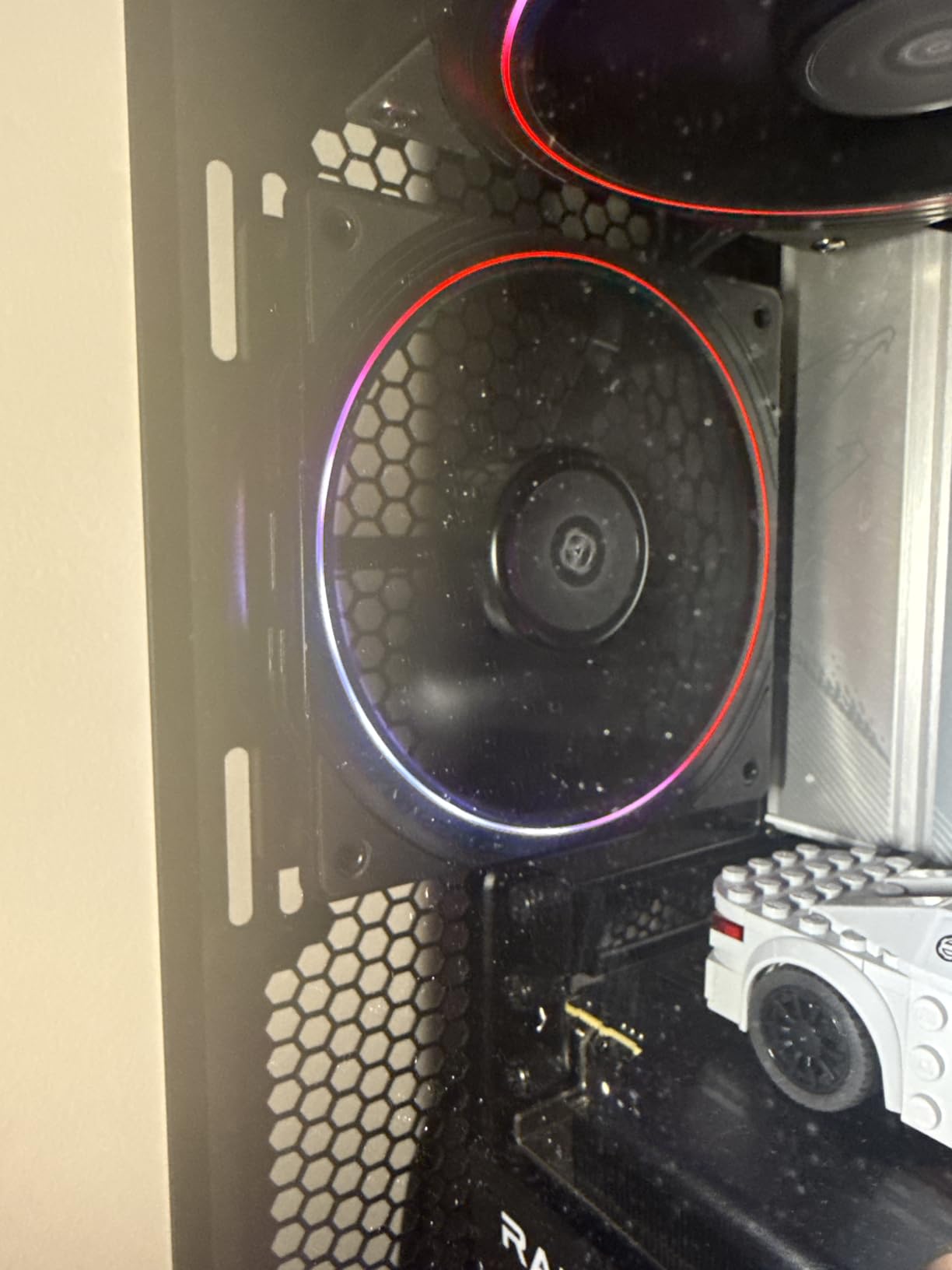 Thermalright TL-S12 CPU Fan 120mm Case Cooler Fan Comes with ARGB Lighting Effect,PC PWM Silent Computer Fan with 1500RPM Speed, CPU Cooling Fan Black(Black,3-Pack) customer photo 1