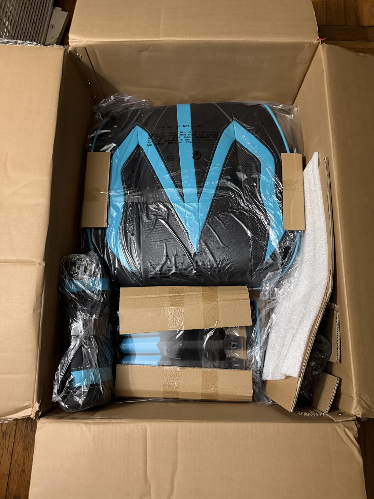 Vonesse Gaming Chairs for Adults, Gamer Chair with Footrest and Massage, Reclining Big and Tall Ergonomic Gaming Chair, Computer Chairs for Heavy People 300LBS (Blue/Black) customer photo 1