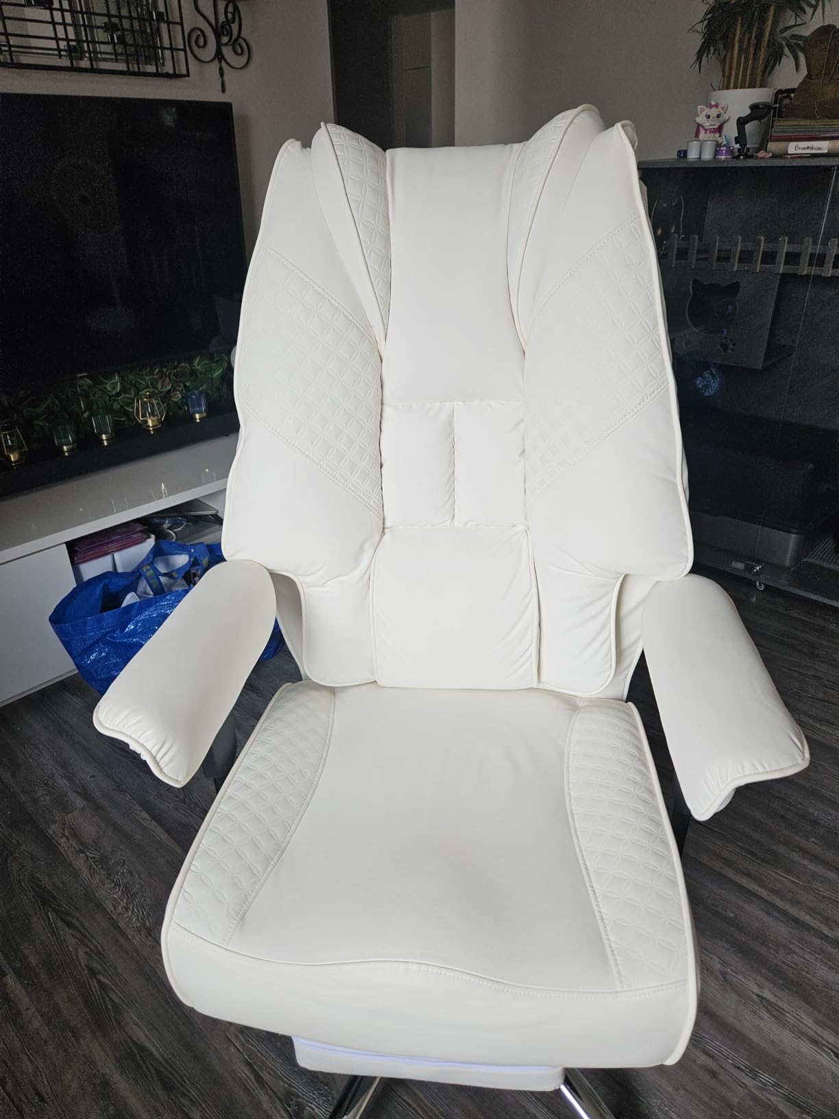 EXCEBET Big and Tall Office Chair 400lbs Wide Seat, Leather High Back Executive Office Chair with Foot Rest, Ergonomic Chairs Lumbar Support for Lower Back Pain Relief (Black) customer photo 1