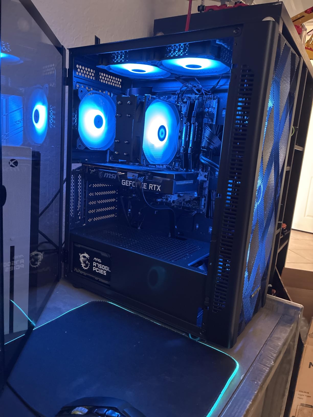 MSI MAG A750GL PCIE5, Fully Modular Compact Gaming 750W Power Supply, 80+ Gold, ATX 3.1 & PCIe 5.1 Ready, Native Dual-Color 12V-2x6 Cable, 10 Year Warranty customer photo 2