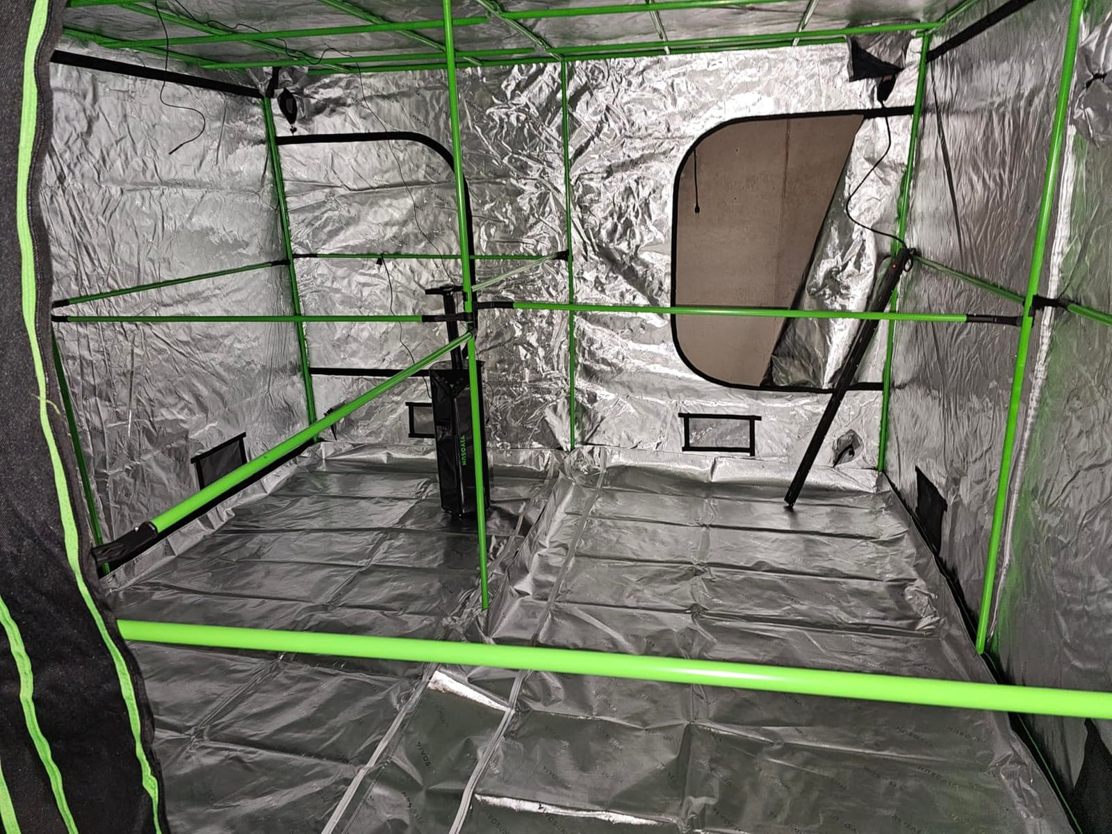 VIVOSUN PRO Grow Tent 2x4 Indoor Grow Tents 24