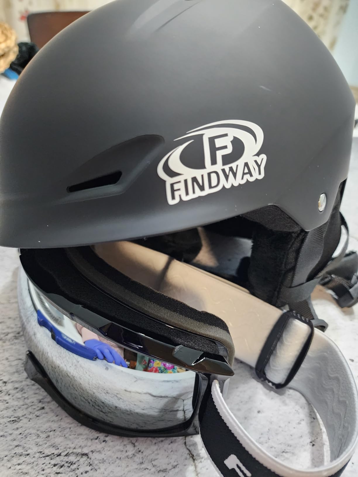 Findway Ski Helmet Set, Snowboard Helmet with Goggles for Adults [Shockproof] Safety Durable ABS Shell and Protective EPS Foam Inner Shell, Snow Sports Helmet and Glasses for Men Women Youth customer photo 2