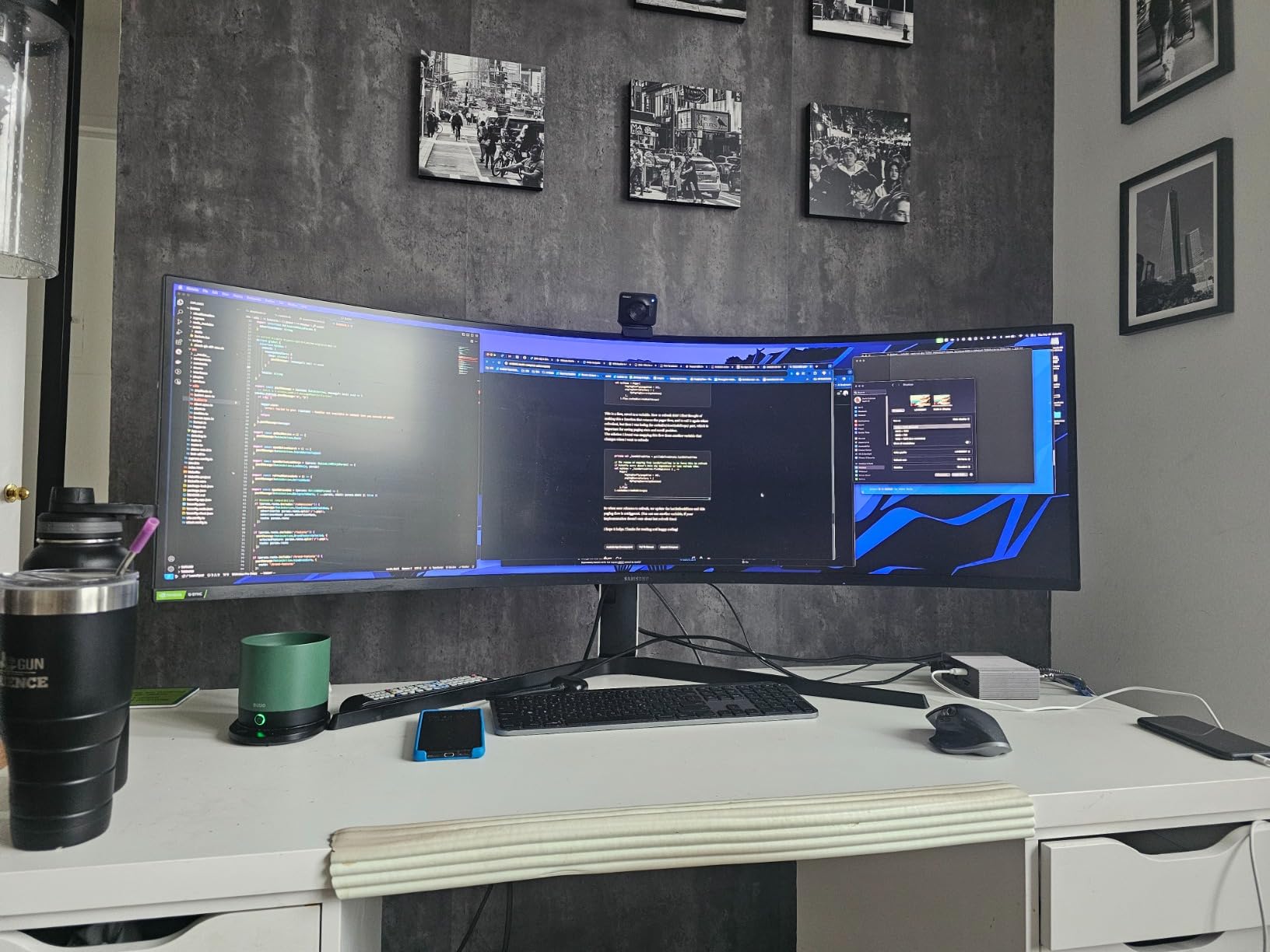 Samsung 49” Odyssey G9 Series DQHD 1000R Curved Gaming Monitor, 1ms(GtG), VESA DisplayHDR 1000, 240Hz, AMD FreeSync Premium Pro, Height Adjustable Stand, Ultrawide Screen, LS49CG954ENXZA, 2024 customer photo 2