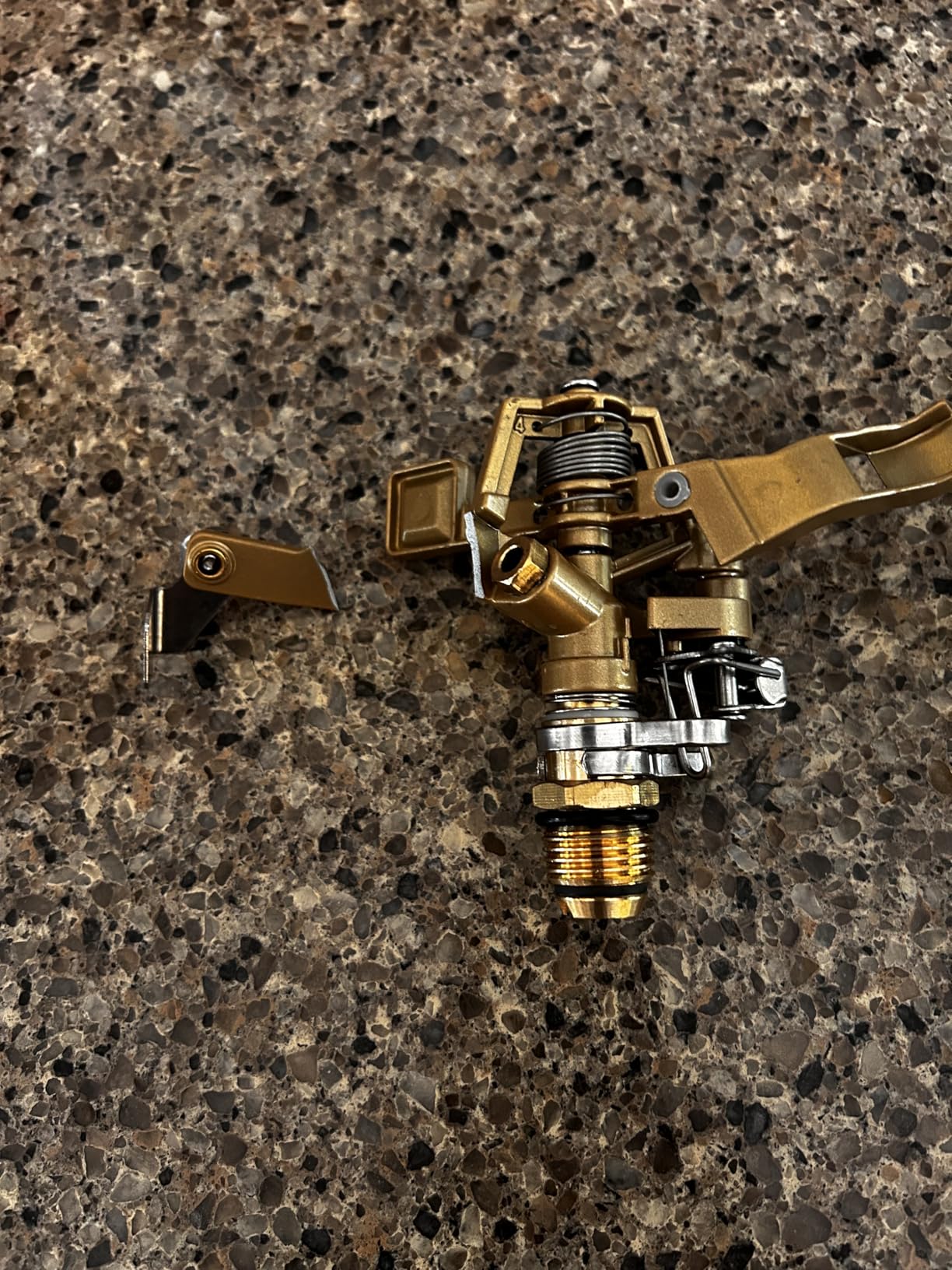 LIULO TOOL Impact Sprinkler on Tripod Base, Tripod Sprinklers with Head, 360 Degree Large Area Irrigation with Extension Legs Flip Locks, Heavy Duty 3/4