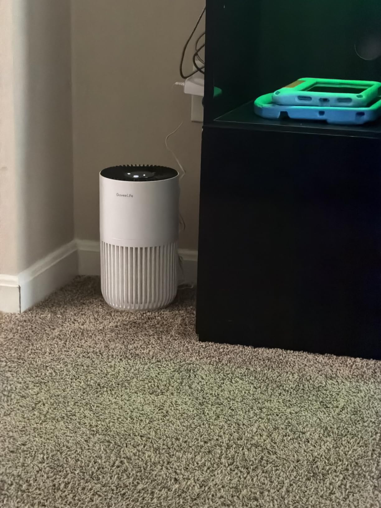 GoveeLife Smart Mini Air Purifier for Bedroom, with App & Alexa Control | HEPA Filter, Portable Air Cleaner with 3 Speeds, 2 Modes, Aroma for Pet Hair, Odors, Pollen, Home, Black customer photo 2