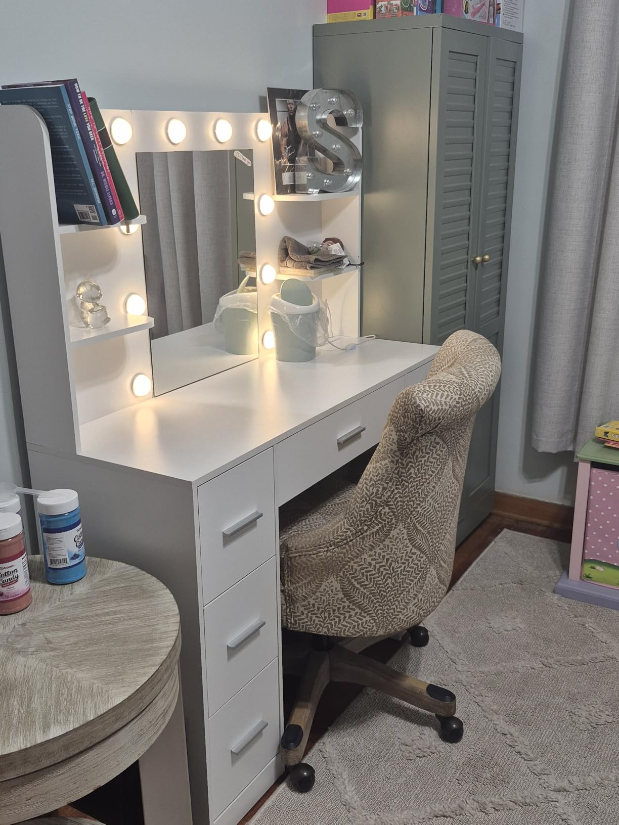 YESHOMY Vanity Desk with Mirror, Outlet, 10 Lights & 7 Drawers,Pure White customer photo 2