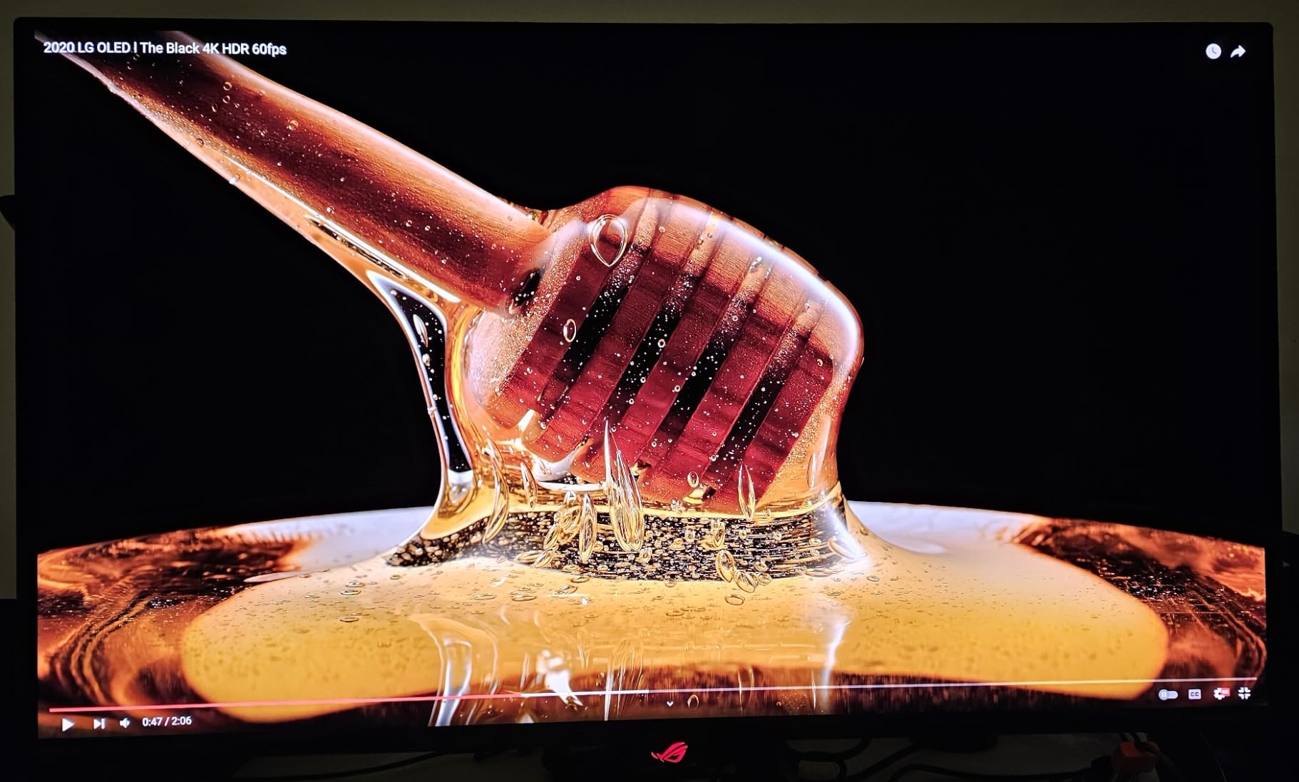 ASUS ROG PG32UCDM 32 Inch 4K 240Hz OLED Gaming Monitor QD-OLED customer photo 1
