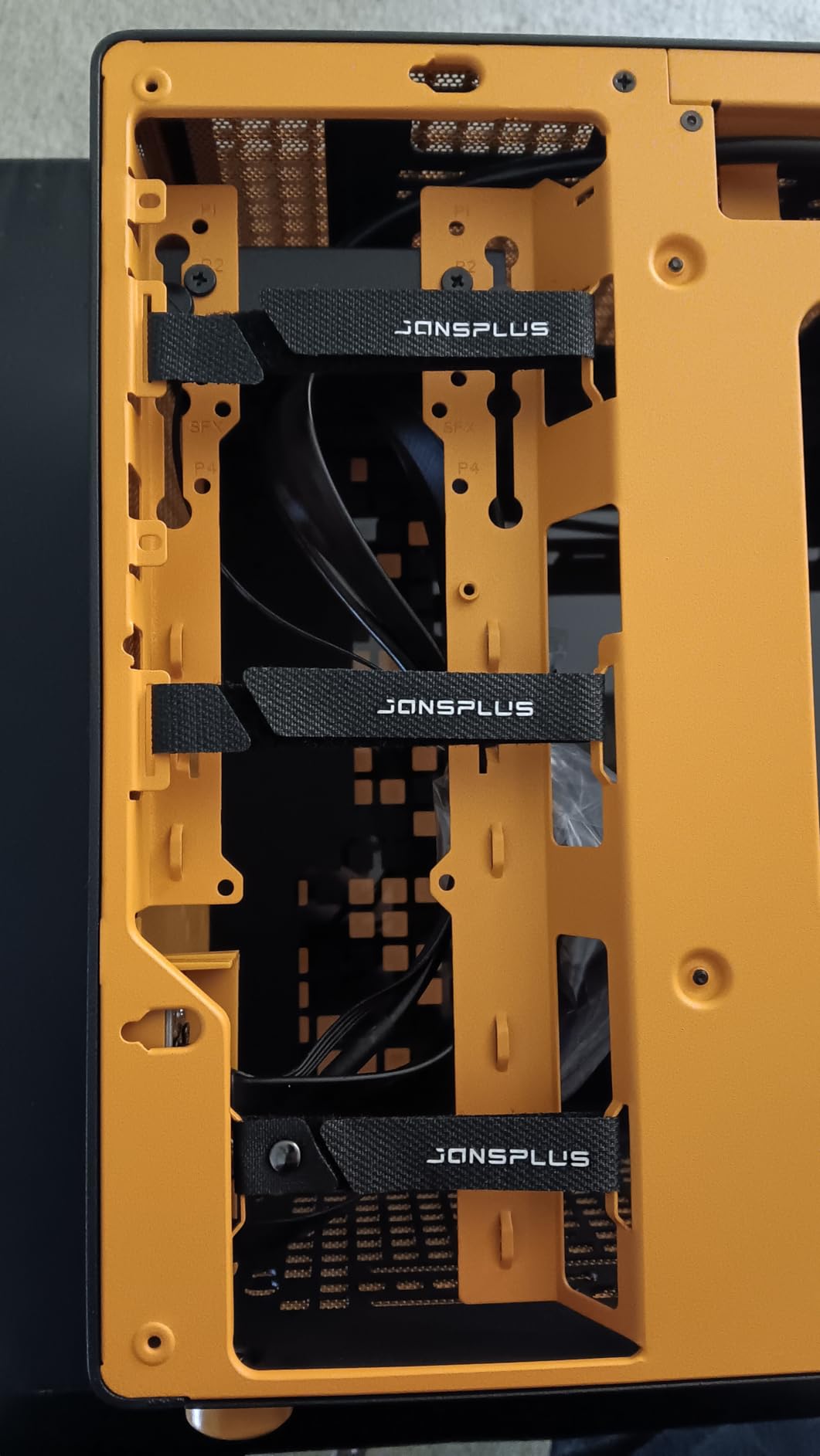JONSBO/JONSPLUS Z20 Black Micro-ATX Mini Tower PC Case,with Detachable Carrying Handle, Mini Size, High-Performance Hardware Compatible, Support 240AIO, H160mm Cooler, Black customer photo 2
