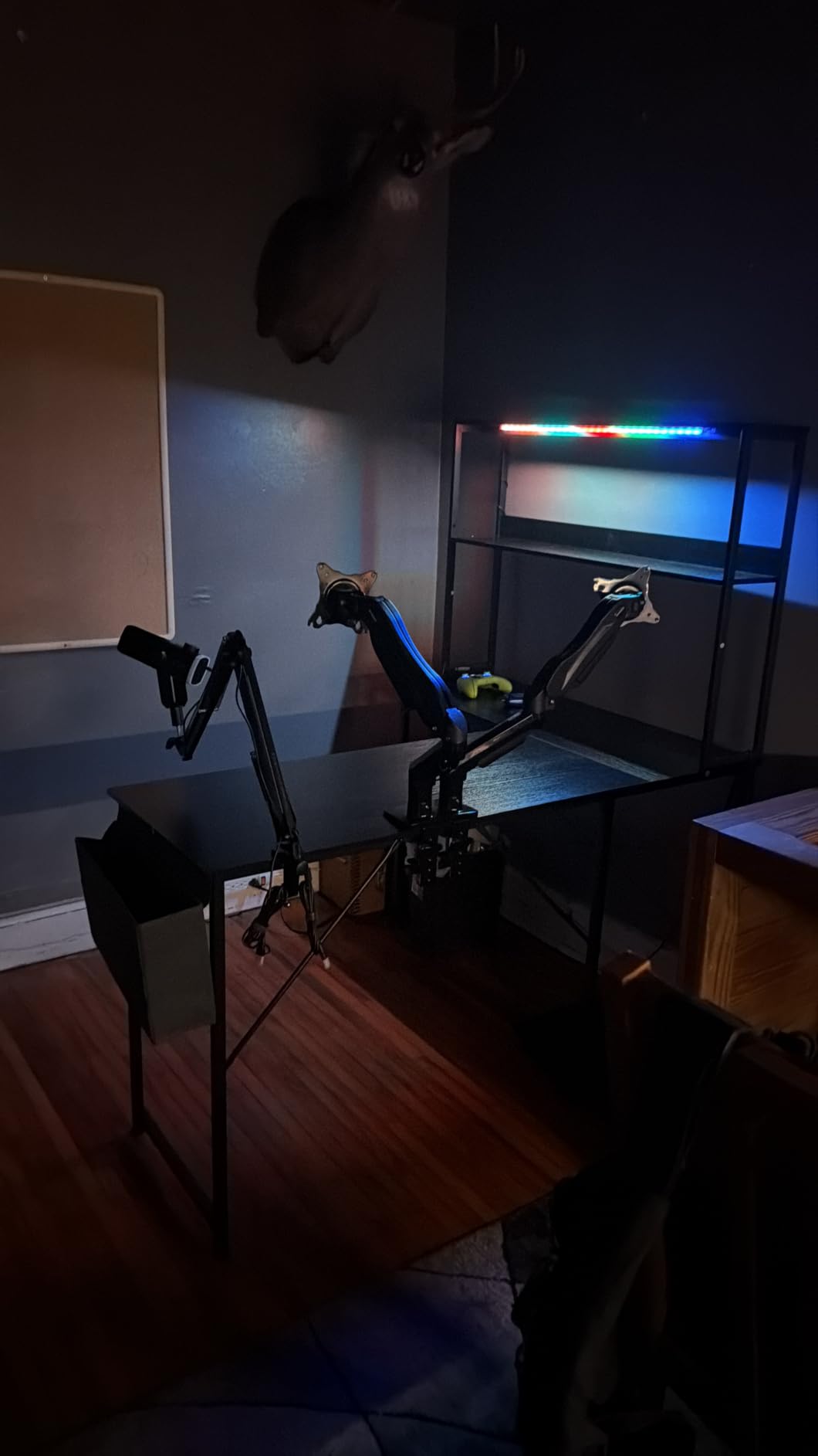 AODK L Shaped Desk Gaming Desk with LED Light & Power Outlet customer photo 1