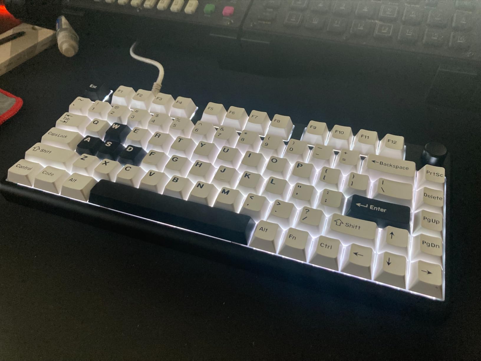 Carbon 174 Keys PBT Double Shot Keycap Set, Orange Retro Custom Key Cap Keycaps 60 Percent Cherry Profile Keycaps for 61/64/68/84/87/100/104/108 Mechanical Keyboard customer photo 1