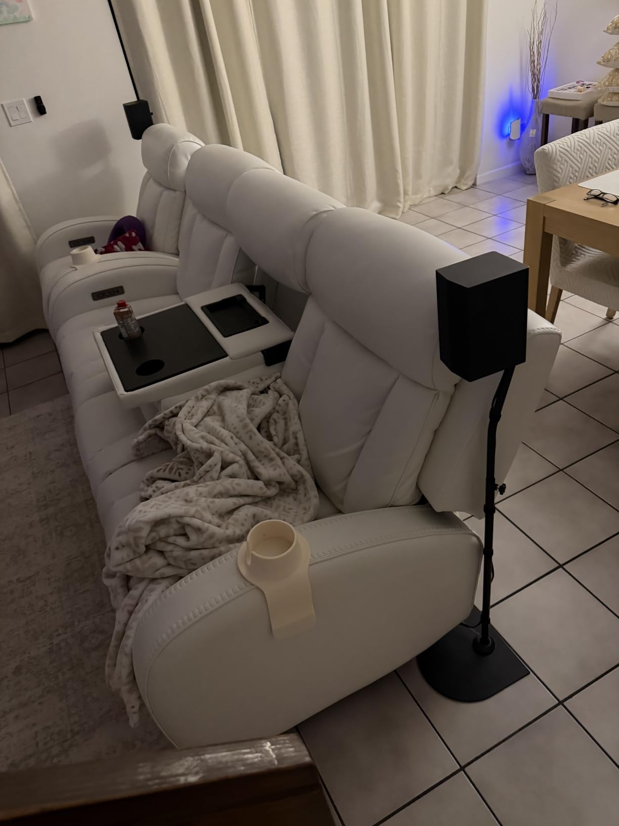 LG S40TR 4.1 ch. Home Theater Soundbar with Rear Surround Speakers and Wireless Subwoofer, Wow Interface, Dolby Audio, AI Sound Pro, Amazon Exclusive customer photo 1