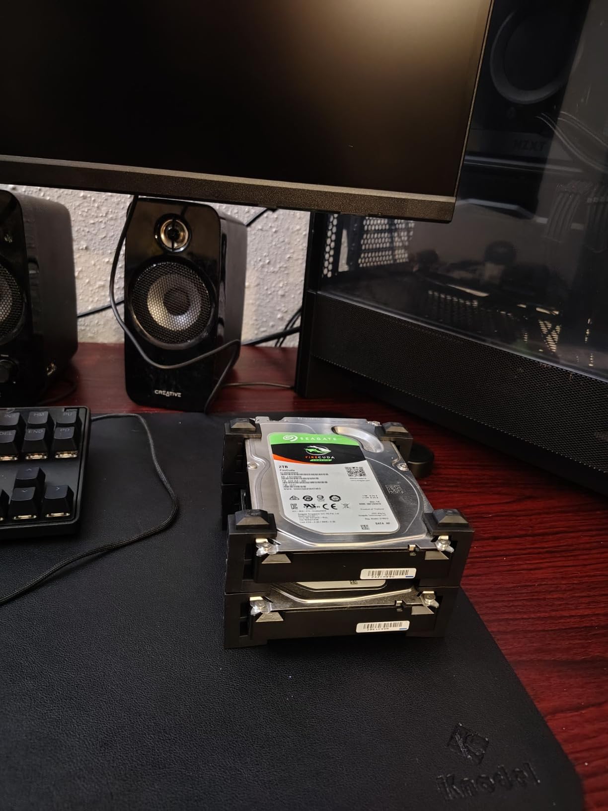 NZXT H5 Flow - Compact ATX Mid-Tower PC Case - White customer photo 2
