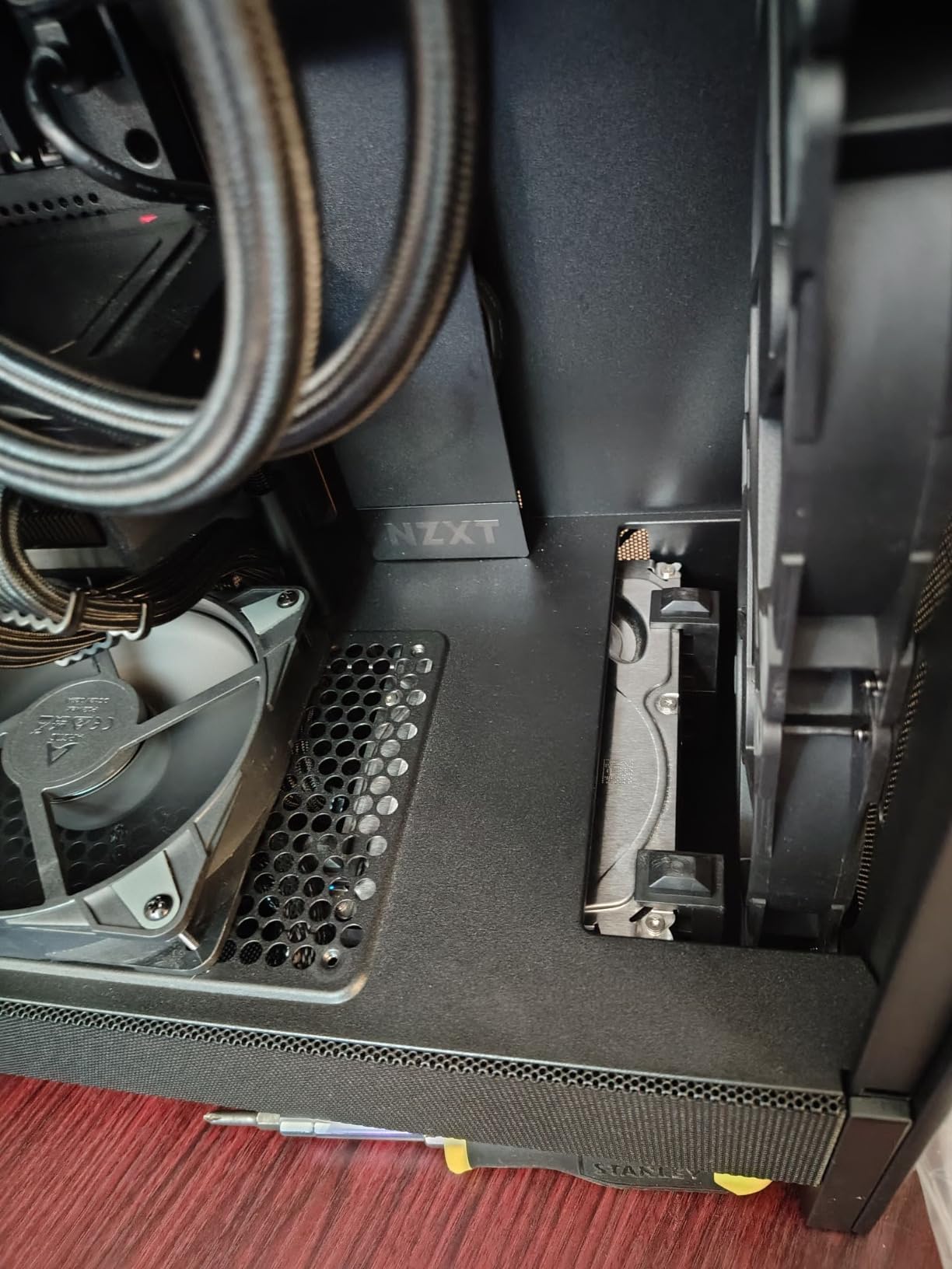 NZXT H5 Flow - Compact ATX Mid-Tower PC Case - Black | Compact mid-tower with 2 included 120mm fans, 360mm front radiator support, and tempered glass. A great first airflow build. customer photo 1