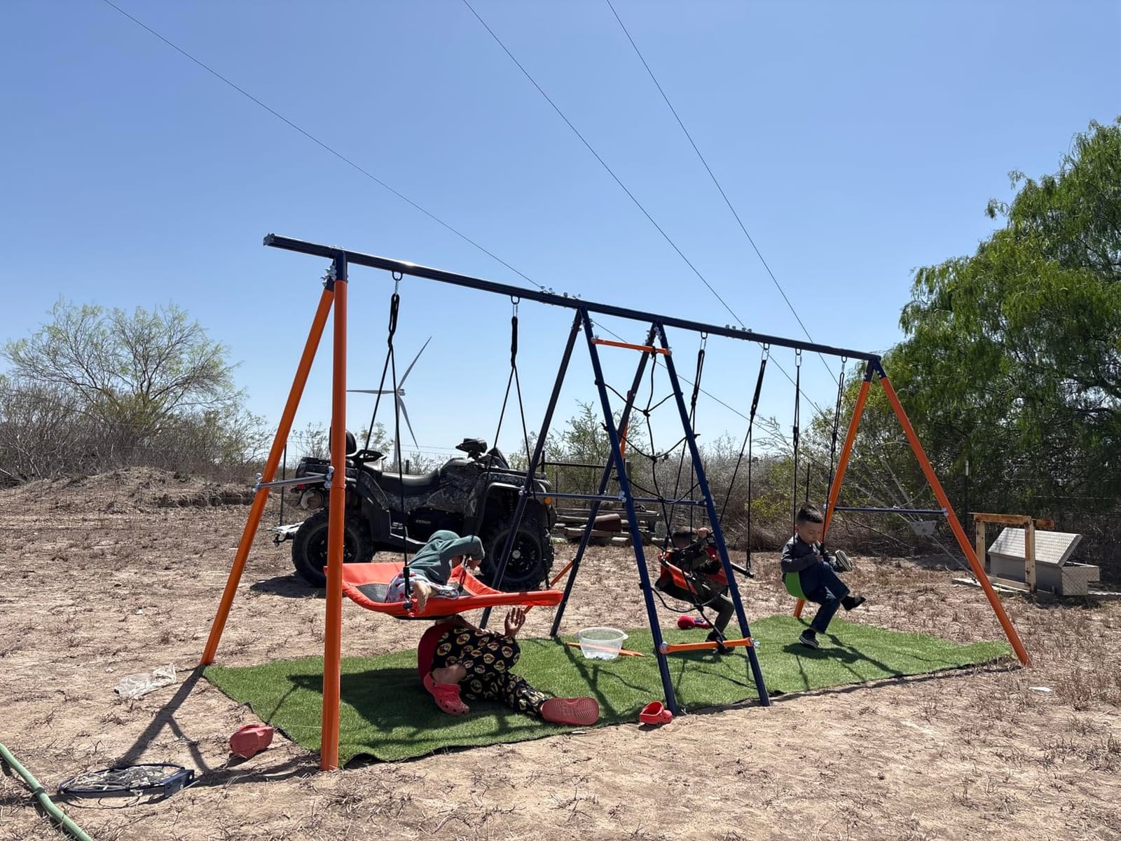 Swing Sets for Backyard 700 lb - 6 in 1 Playground Sets with 3 Swings Seats customer photo 2