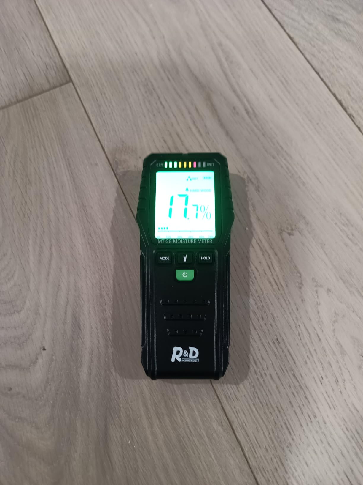 Pinless Moisture Meter for Wall,Floor – Digital Moisture Tester customer photo 1