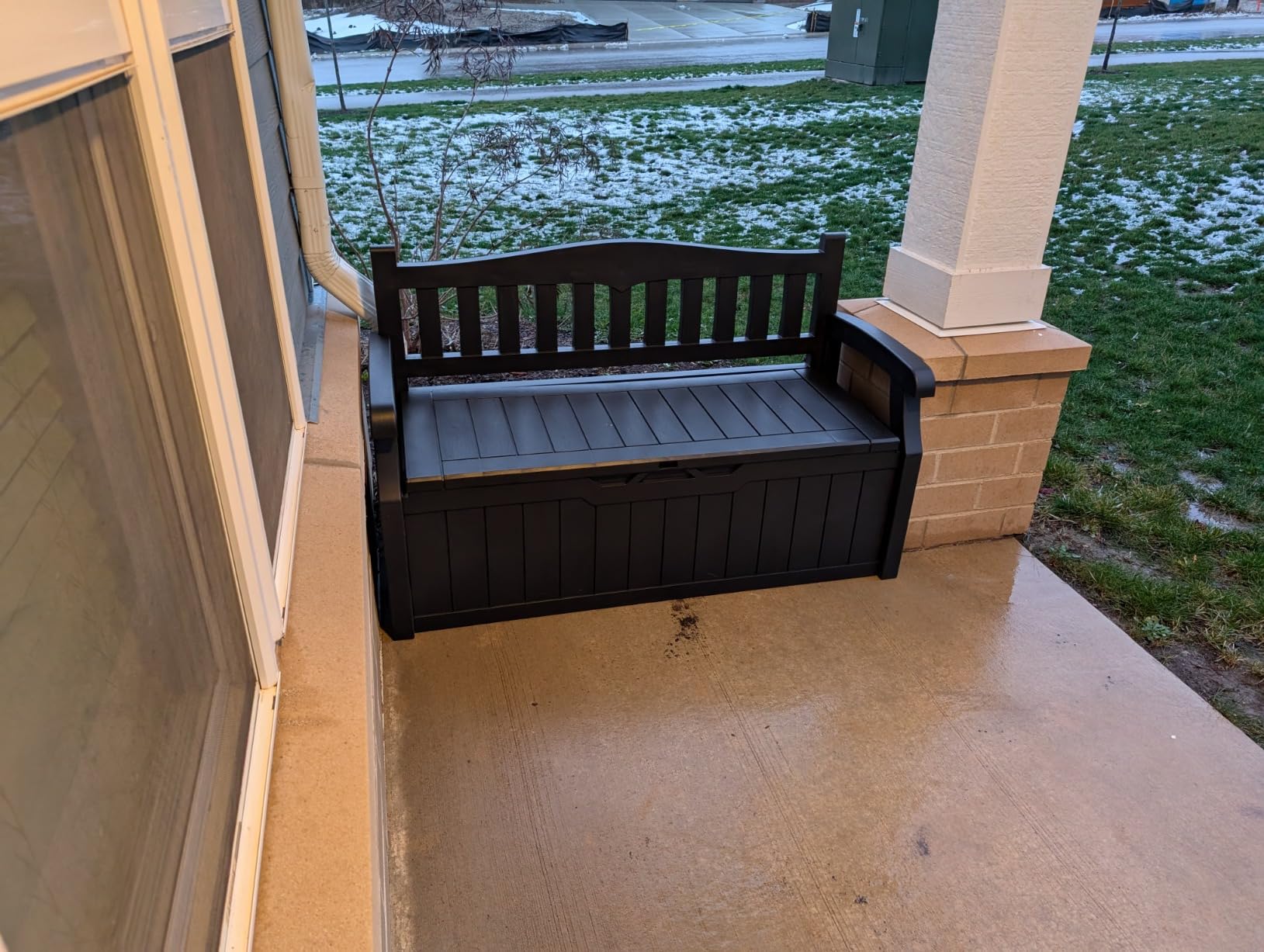 Greesum 80 Gallon Storage Bench Outdoor Deck Box with Armrest, Black customer photo 2
