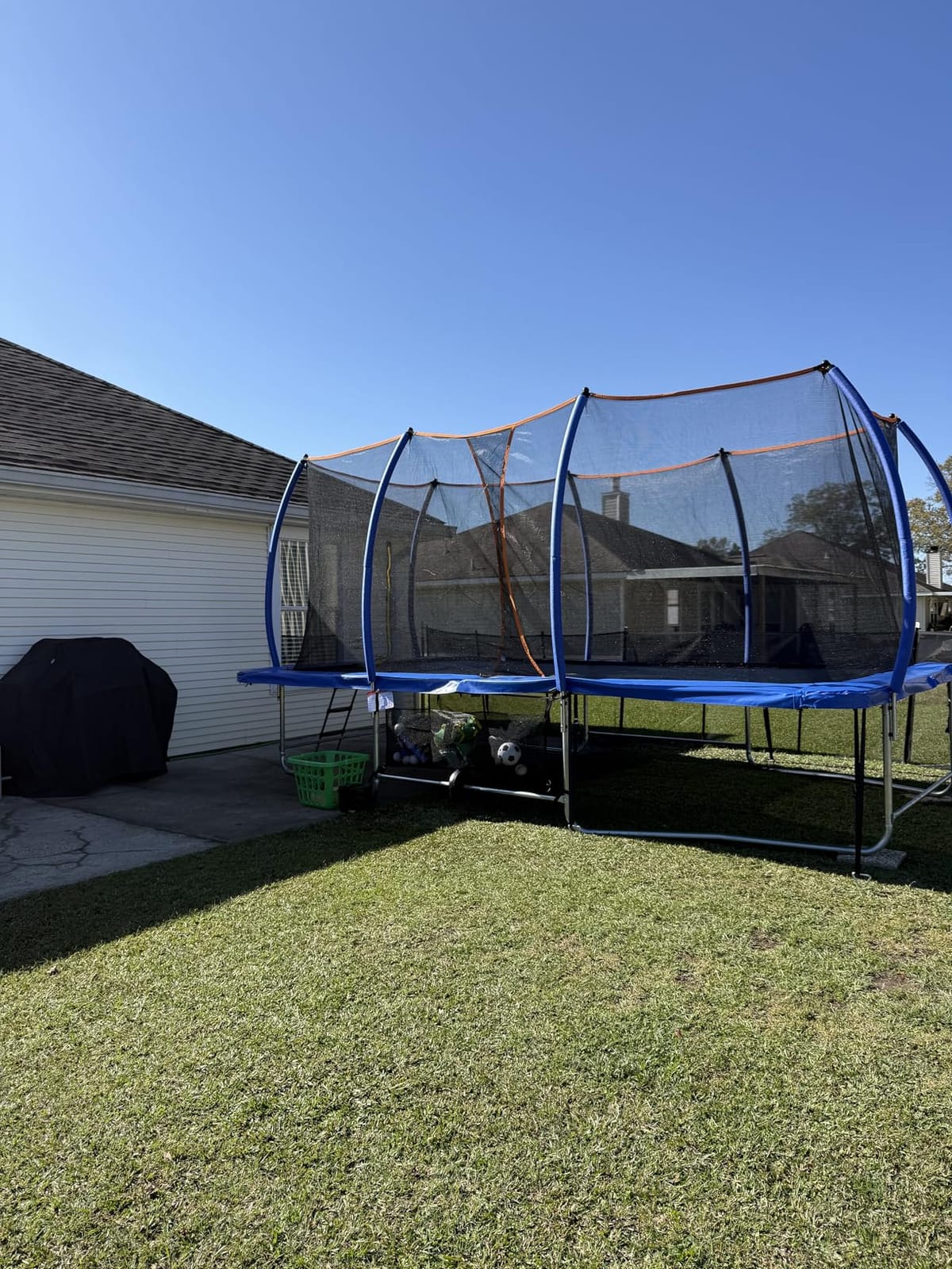 Lyromix 14FT & 16FT Outdoor Rectangle Trampoline for Kids & Adults, Curved Poles, Pumpkin Color, Light, Sprinkler, Soccer & Storage Bag customer photo 1