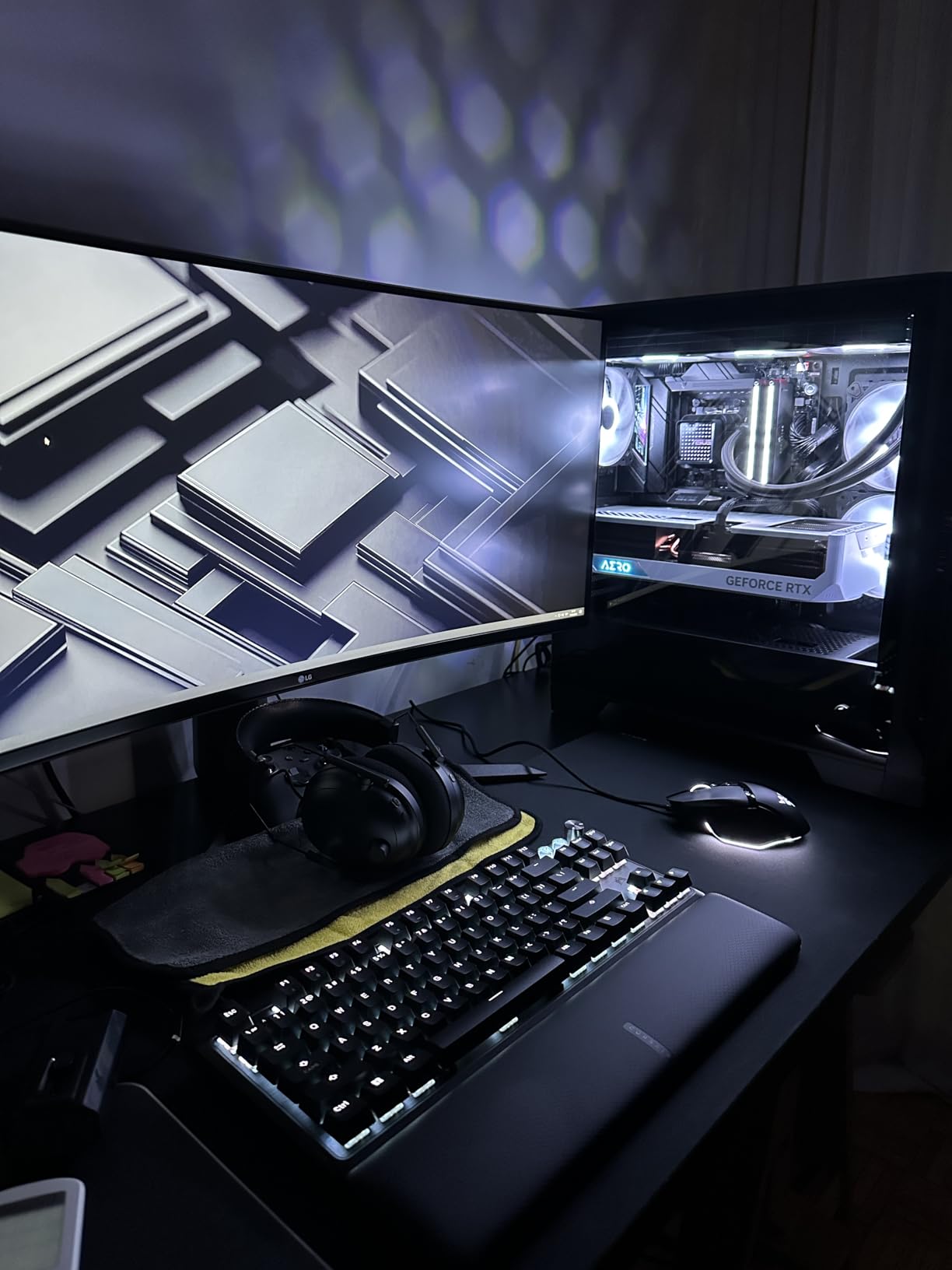 Corsair K70 PRO TKL RGB Tenkeyless Mechanical Wired Gaming Keyboard – Pre-Lubed Hall Effect MGX Hyperdrive Adjustable Switches, Simultaneous SOCD and Rapid Trigger, ABS Double-Shot, QWERTY NA – Black customer photo 2