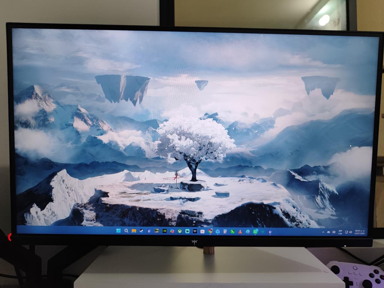 KTC 32 Inch 240Hz Curved Gaming Monitor, 2K 1440P Computer PC Monitor 1000R customer photo 2