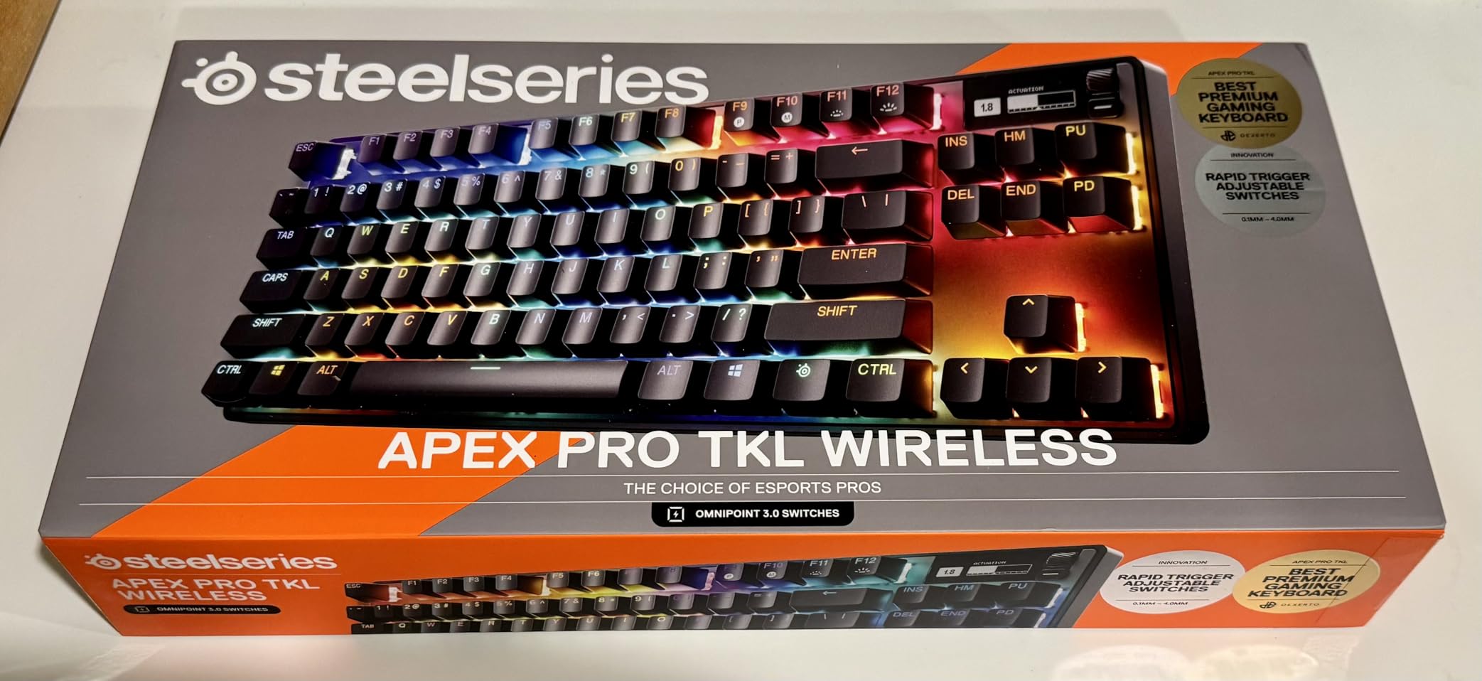 SteelSeries Apex Pro TKL Gen 3 Gaming Keyboard - OmniPoint 3.0 Analog Magnetic Switches, Quickset Auto-Presets (Rapid Trigger, Rapid Tap/SOCD, Protection Mode), OLED, RGB, PBT Keycaps, 2.4G+BT, Black customer photo 1