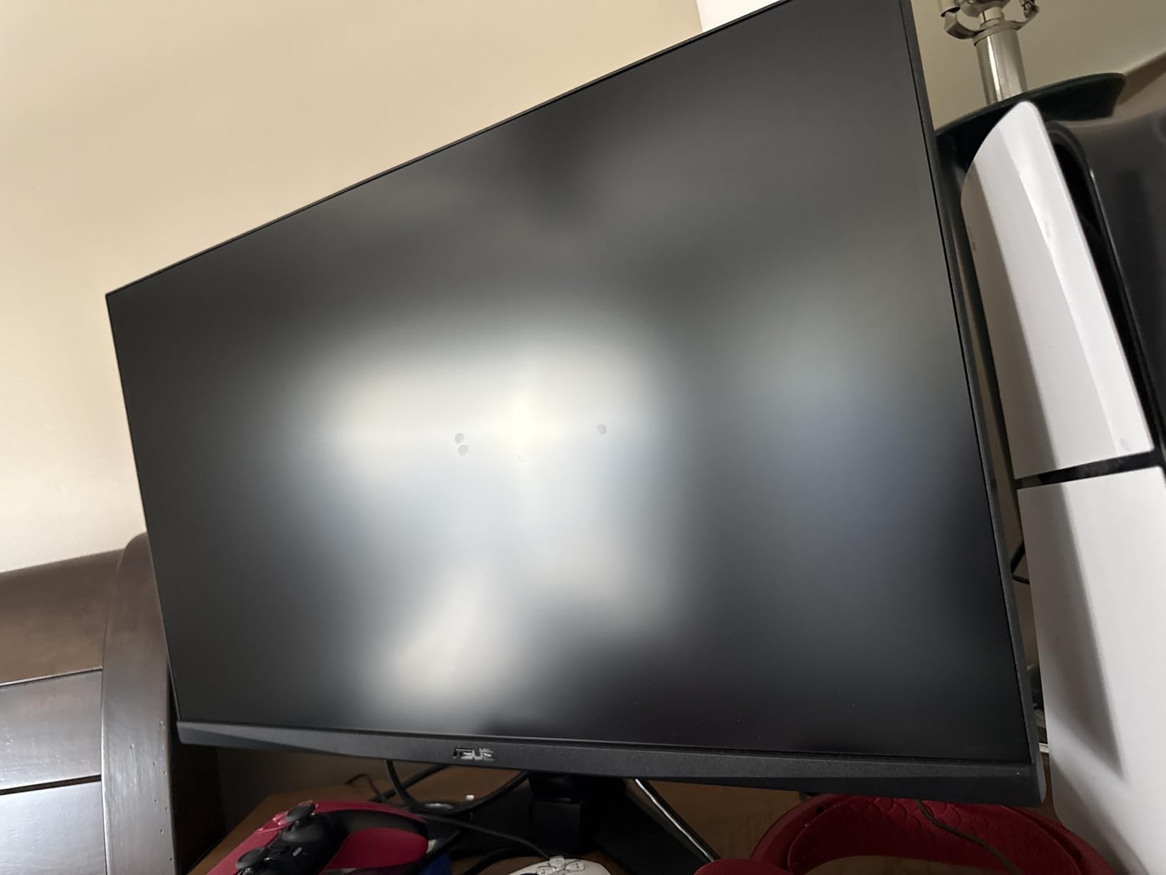 ASUS TUF Gaming VG27UQ1A 27 Inch 4K 160Hz G-SYNC Gaming Monitor customer photo 1