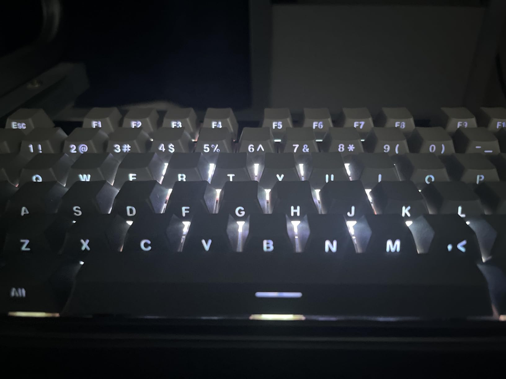 Redragon K707 PRO GB 80% Gasket RGB Gaming Keyboard, 3-Modes Wireless TKL Mechanical Keyboard w/Hot-Swap South-Facing LEDs Socket, PBT Gradient Keycaps & 5-Layer Noise Dampening, Custom Linear Switch customer photo 2
