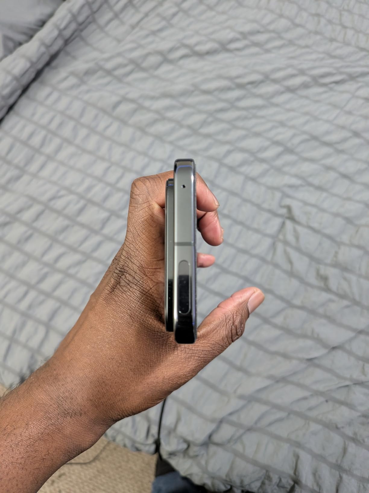 Google Pixel 9 Pro XL, 128GB, Obsidian - Unlocked (Renewed) customer photo 1