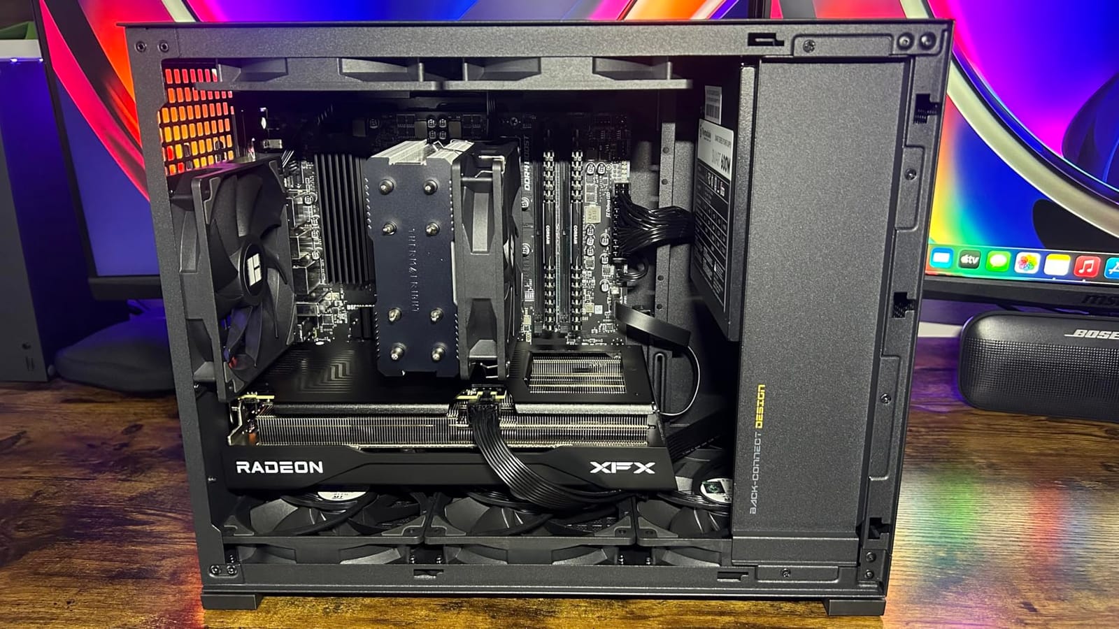 JONSBO D32 STD Micro-ATX PC Case,High Compatibility Mini Desktop Case, Support MATX Back-Connect/BTF MB,365mm GPU/240AIO/163mm Air Cooler, ATX/SFX-L/SFX PSU, USB3.2 PC Gaming,Black customer photo 1