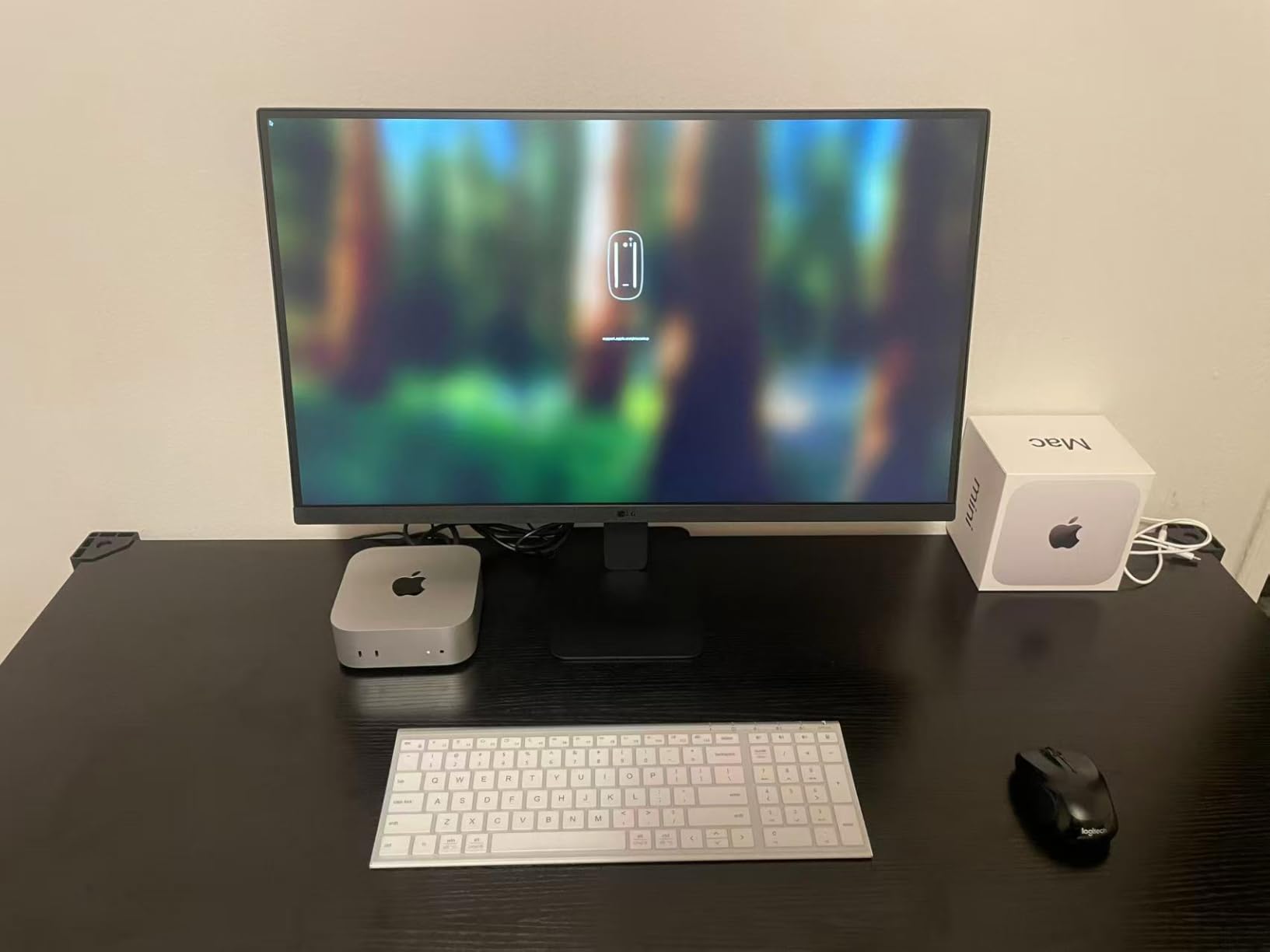 LG 27U631A-B 27-inch QHD (2560 x 1440) IPS Computer Monitor customer photo 2