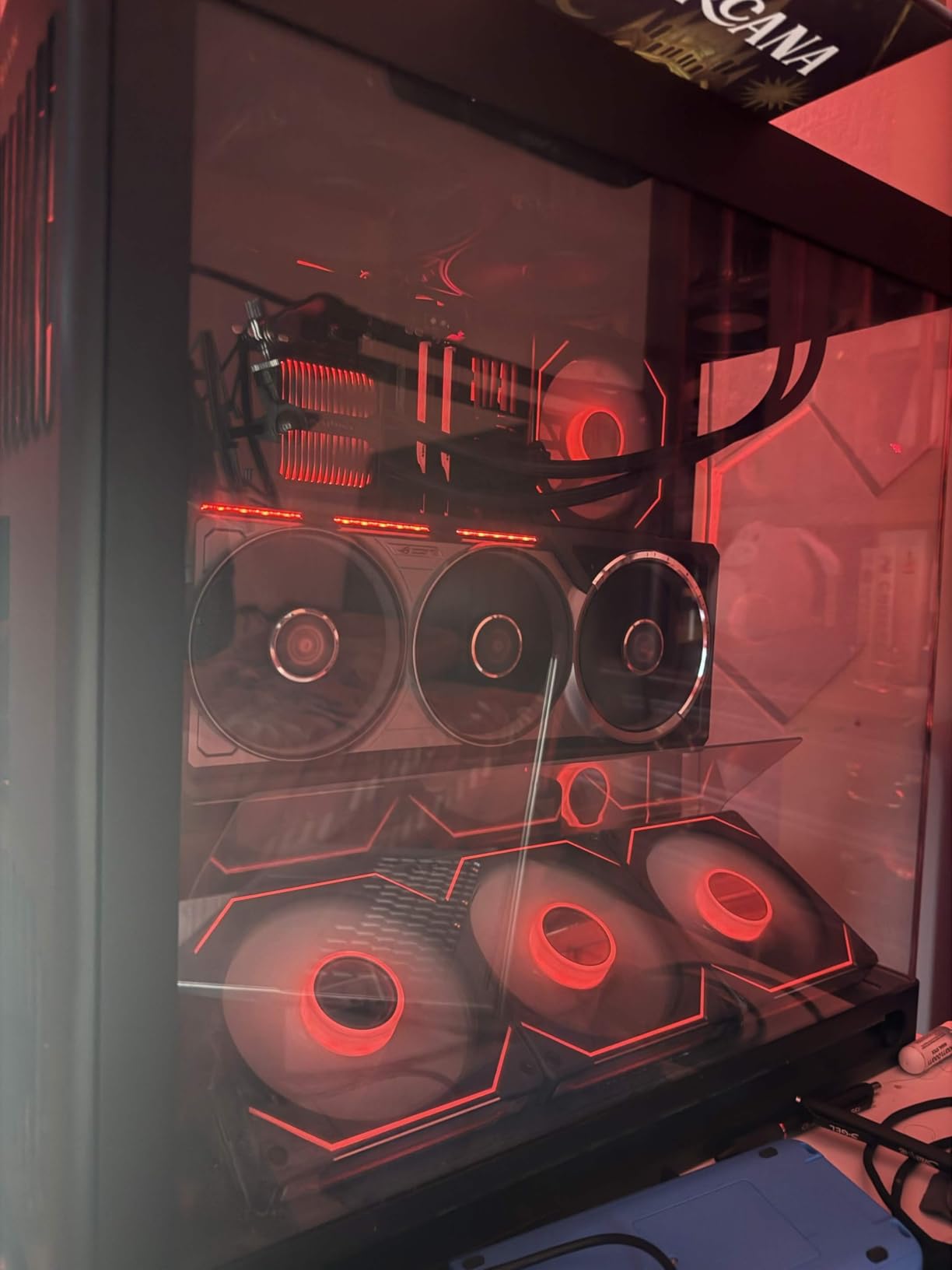 ASUS ROG Astral GeForce RTX 5090 32GB GDDR7 OC Edition Gaming Graphics Card customer photo 1