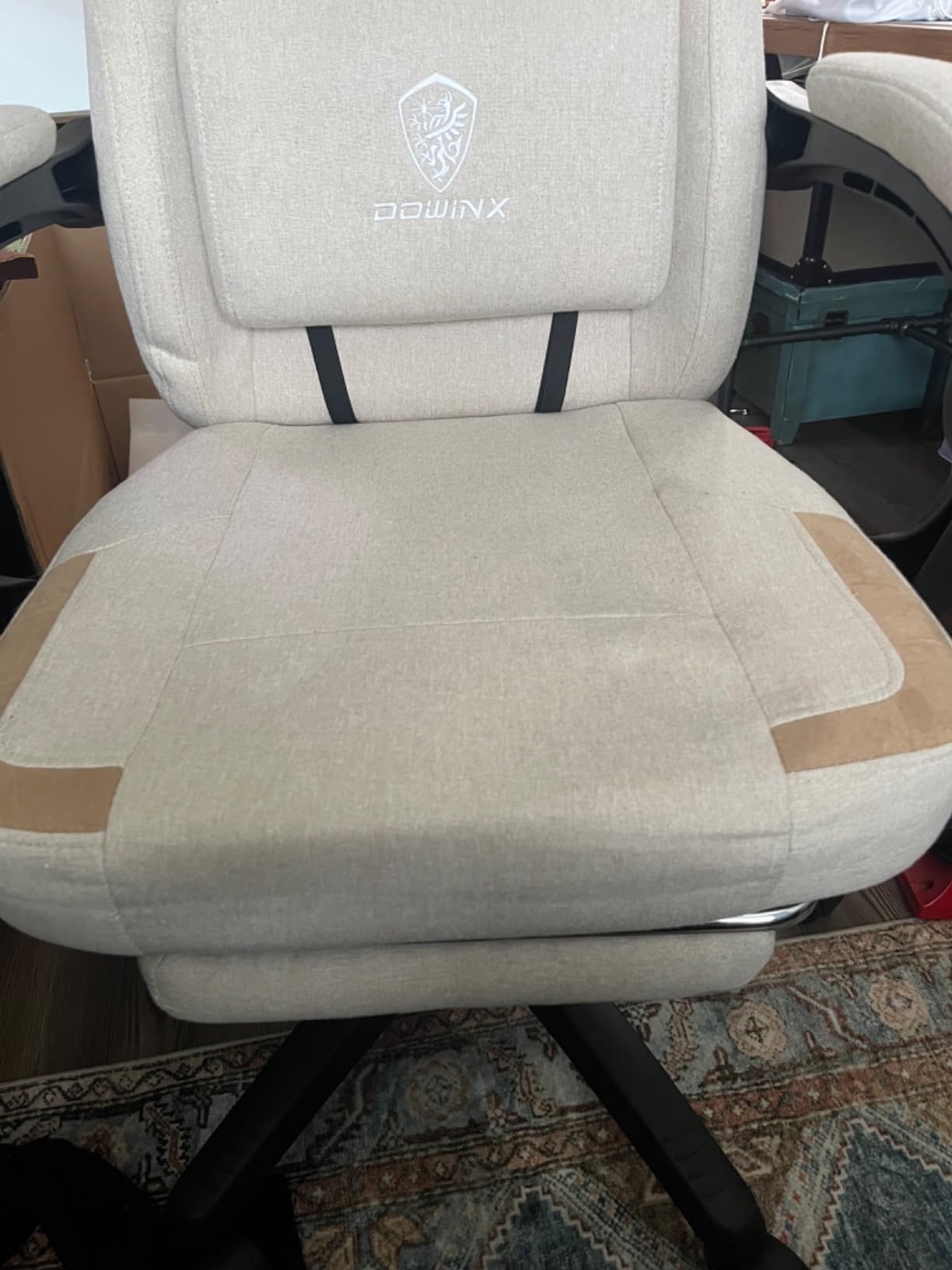 Dowinx Big and Tall Gaming Chair with Footrest, Gray customer photo 1