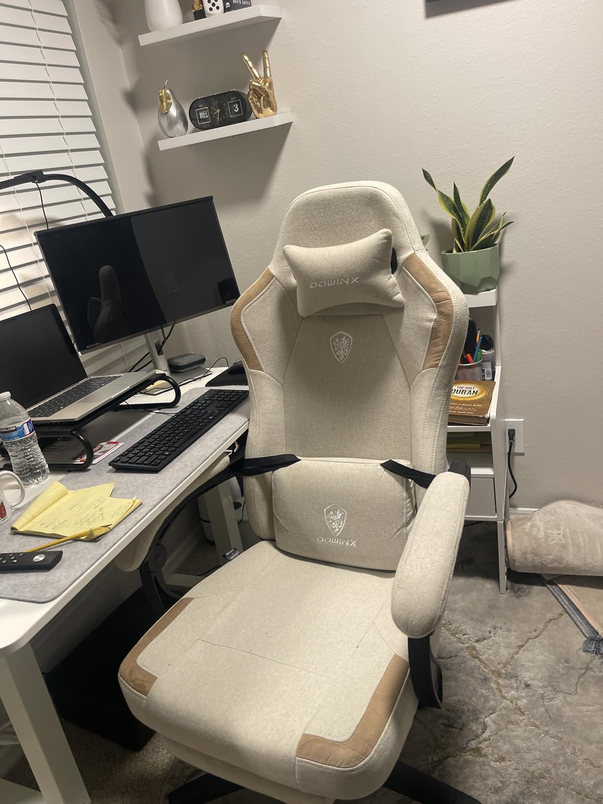 Dowinx Big and Tall Gaming Chair with Footrest, Gray customer photo 2