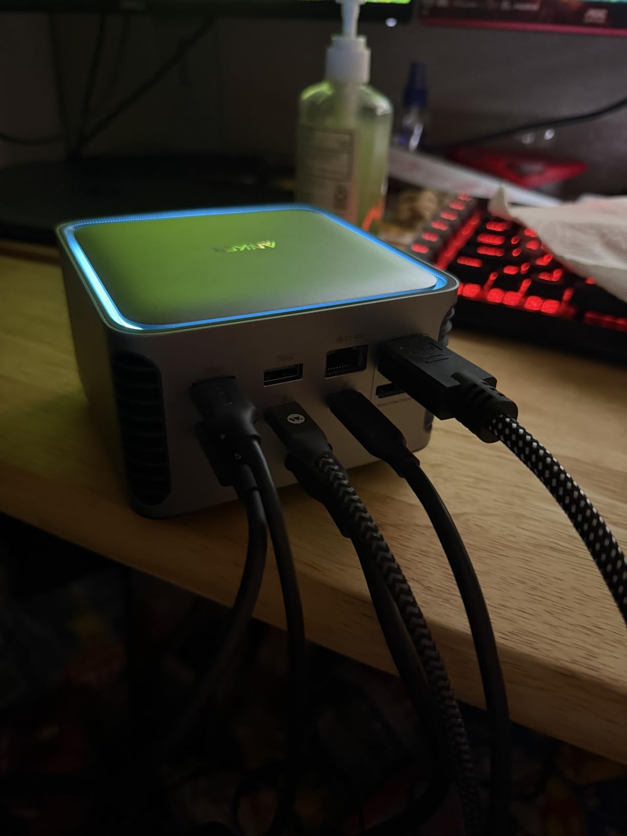 Anker Prime TB5 Docking Station, 14-in-1 Thunderbolt 5 Dock for Laptops customer photo 2