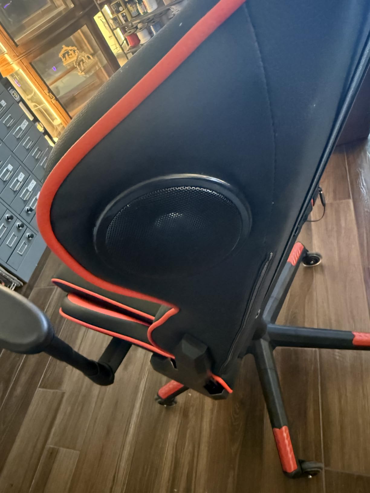 GTPLAYER Gaming Chair with Speakers, Video Game Chairs with Footrest for Adults, Ergonomic Computer PC Gamer Reclining Chair(Black) customer photo 2