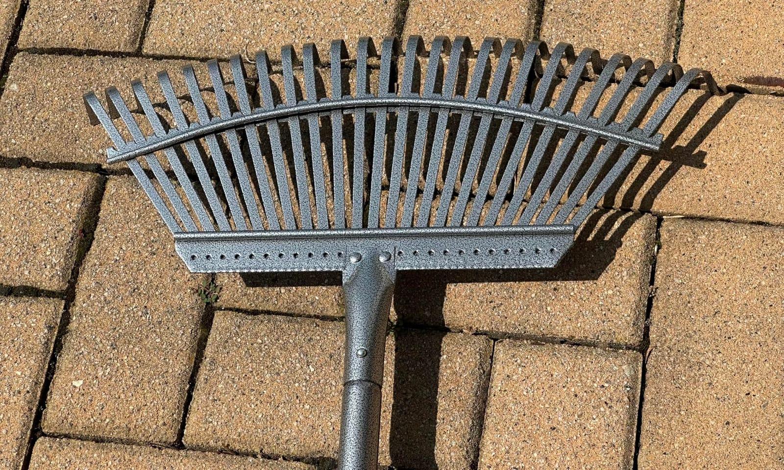 Rake for Leaves Set, Heavy-Duty Garden Rake for Lawns, 73-Inch Adjustable customer photo 1