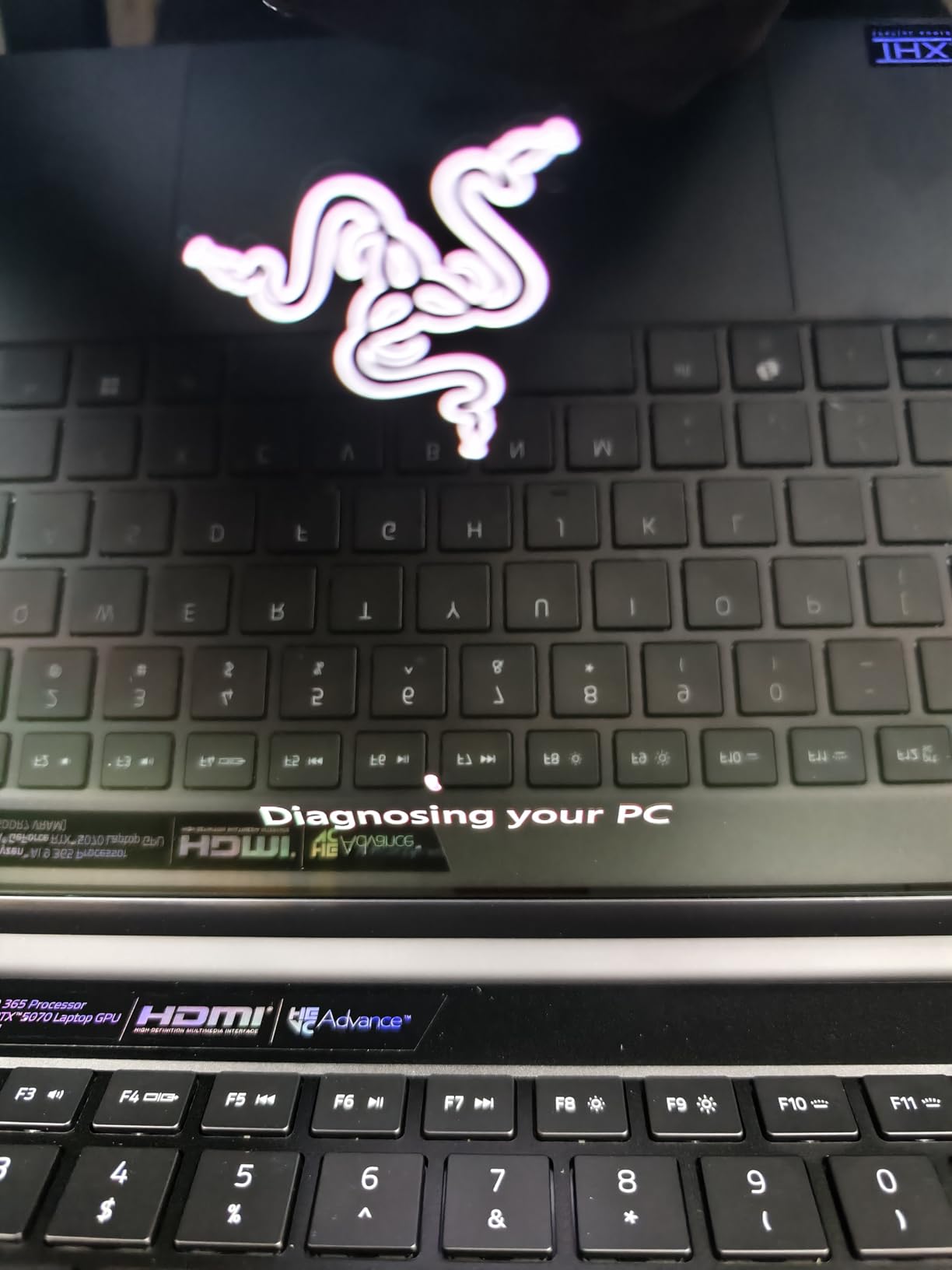 Razer Blade 14 (2025) Gaming Laptop, RTX 5070, 32GB DDR5 RAM, 1TB, Black customer photo 1