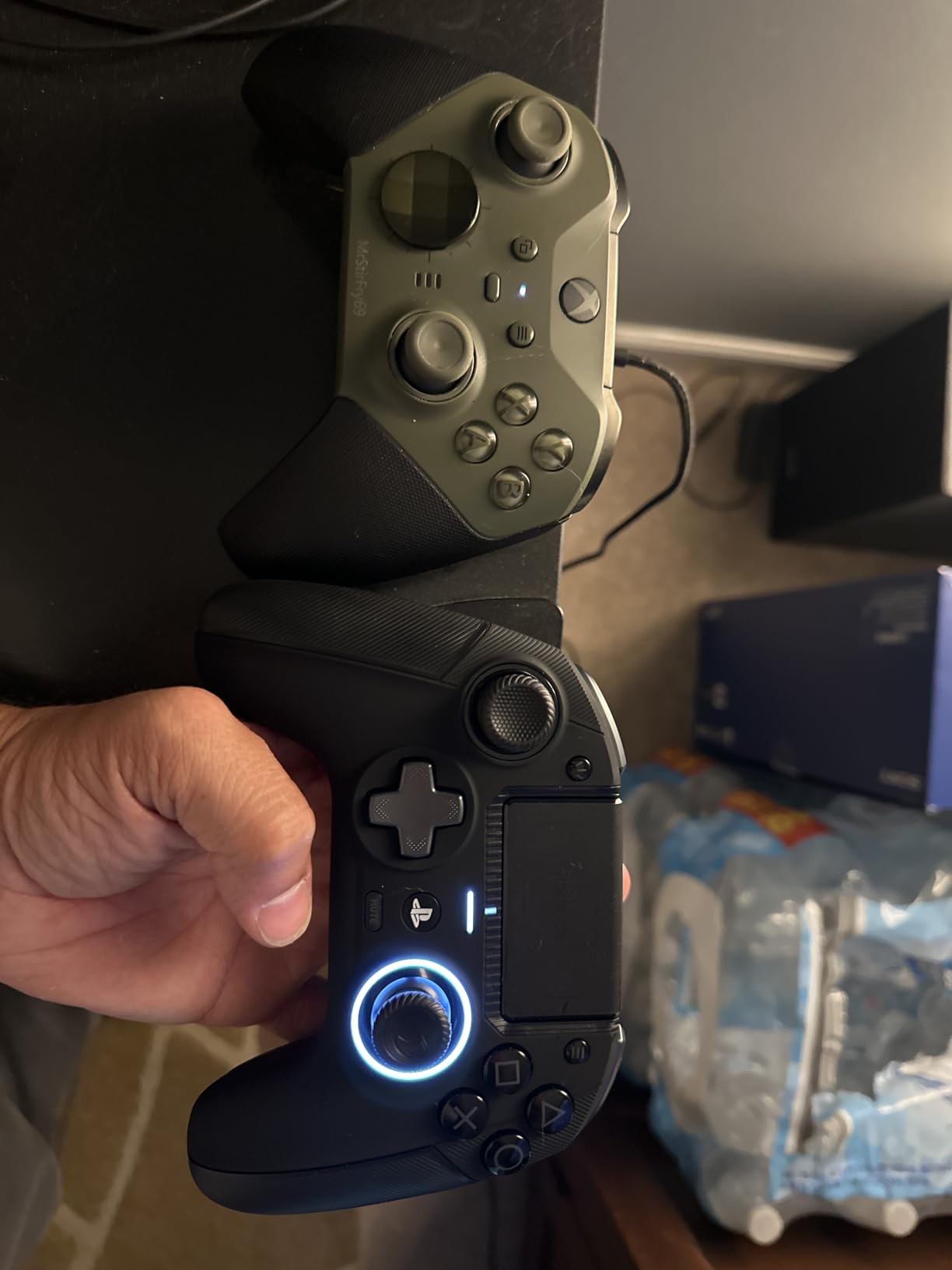 Nacon Revolution 5 Pro Officially Licensed PlayStation Wireless Controller customer photo 2