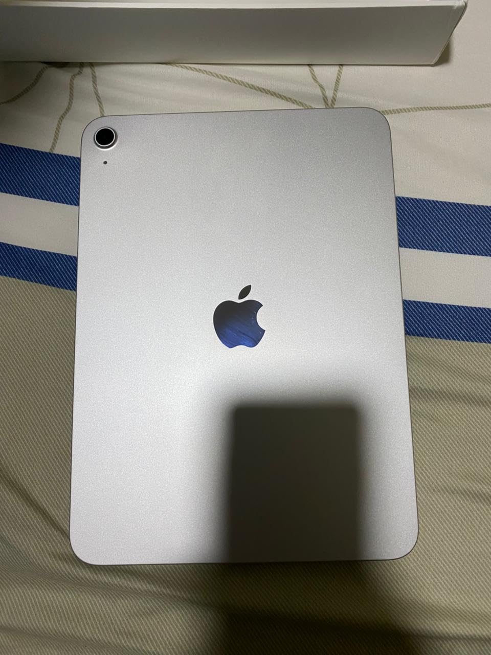 Apple iPad 11-inch: A16 chip, 11-inch Model, Liquid Retina Display, 128GB, Wi-Fi 6, 12MP Front/12MP Back Camera, Touch ID, All-Day Battery Life — Silver customer photo 2