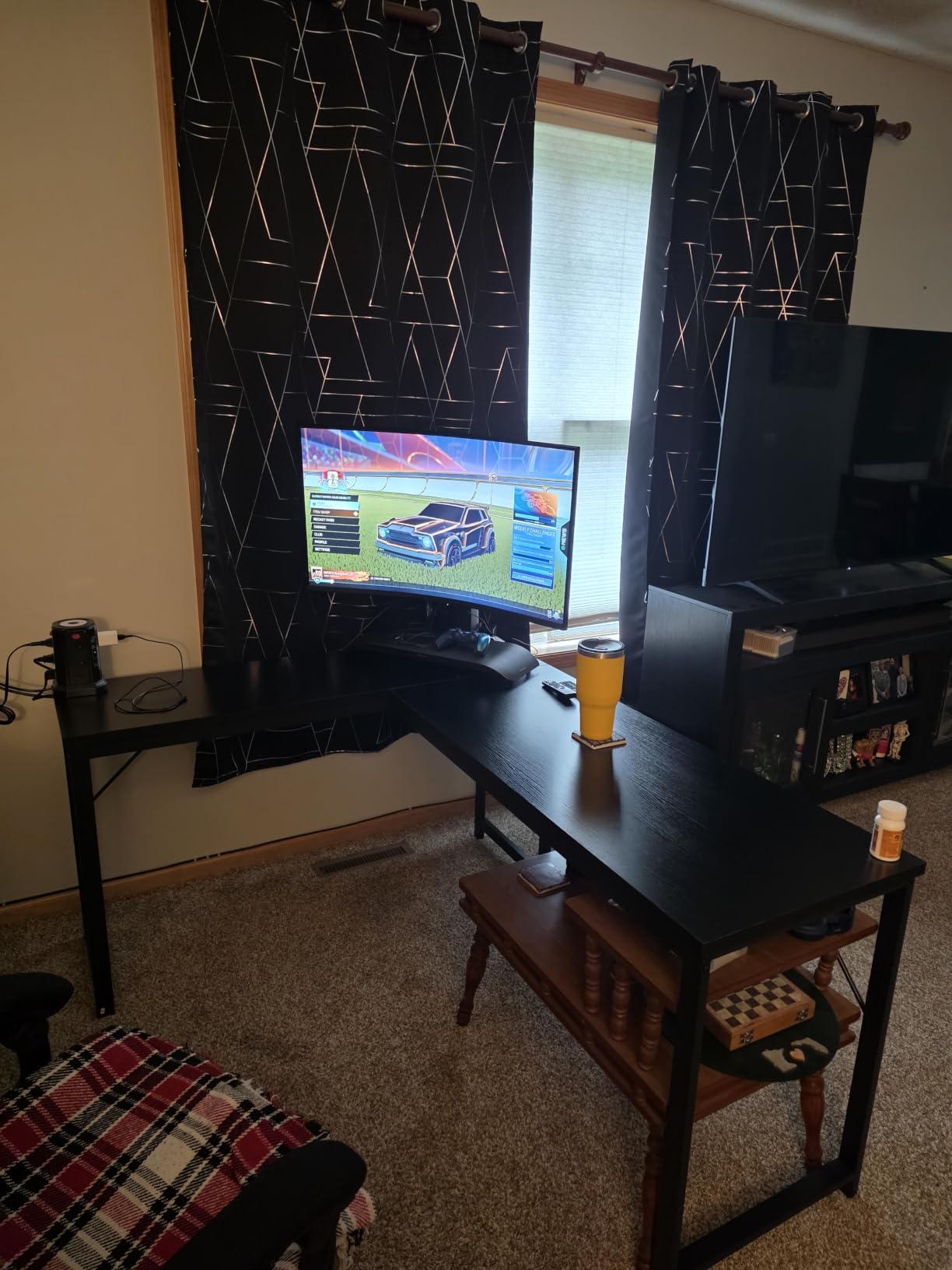 Huuger 63 Inch L Shaped Desk with Power Outlets & 0.95 Inch Thicker Desktop customer photo 1