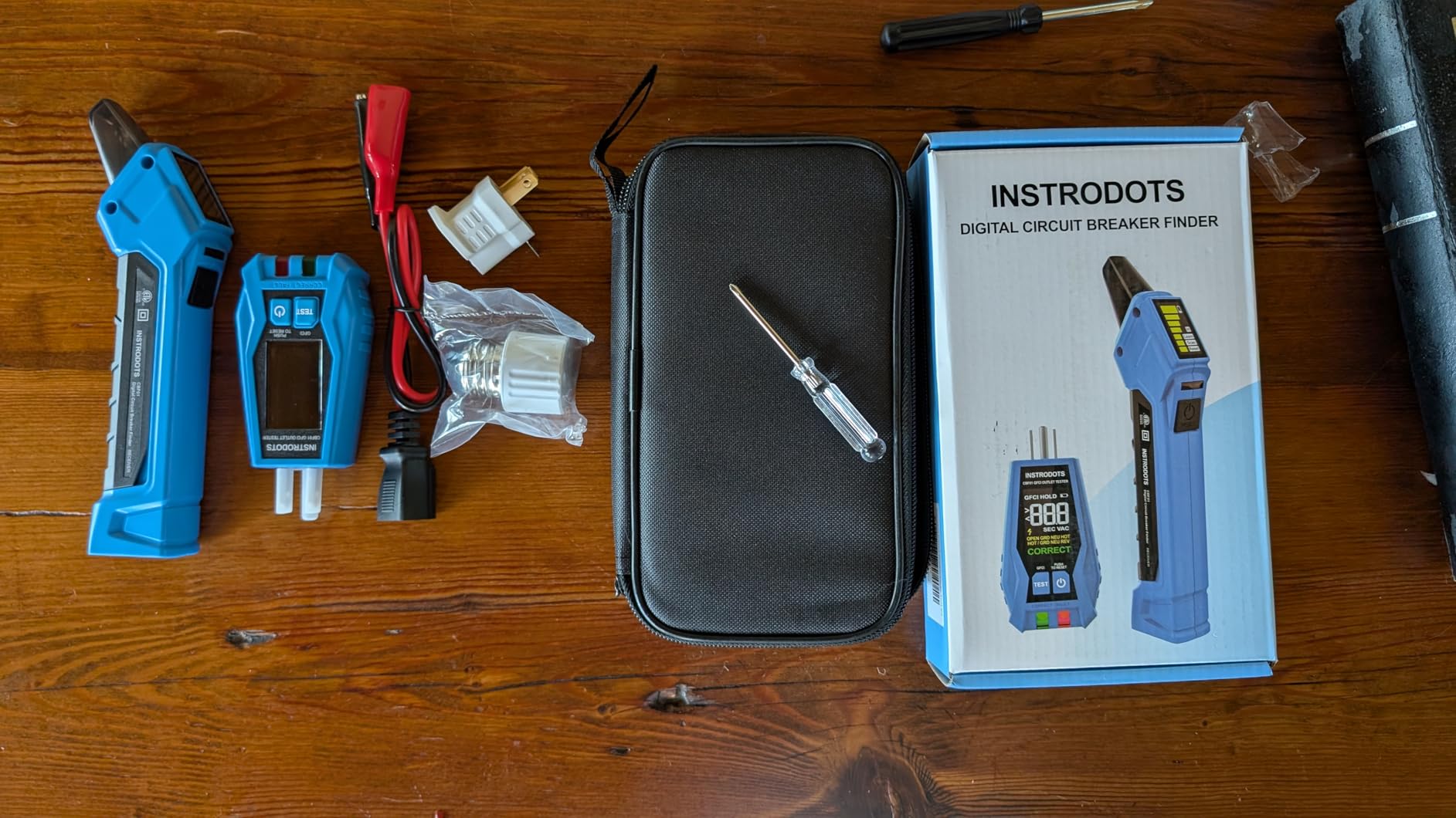Circuit Breaker Finder, AC 90-135V Circuit Tracer Tool Kit customer photo 2