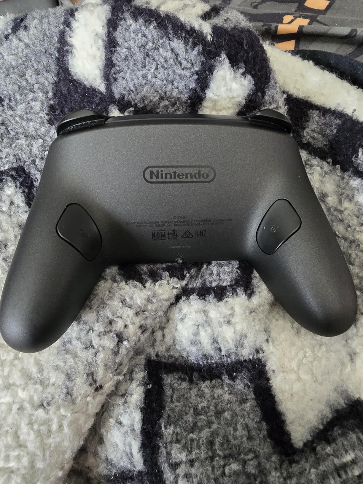 Nintendo Switch™ 2 Pro Controller customer photo 1