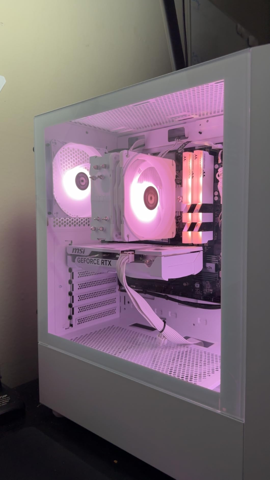 Thermaltake LCGS Quartz i1460 Gaming Desktop (Intel Core™ i5-14400F, ToughRam DDR4 3600Mhz 16GB RGB Memory, NVIDIA GeForce® RTX 5060, 1TB NVMe M.2, WiFi, Windows 11) S2QT-B760-560-LCS customer photo 2
