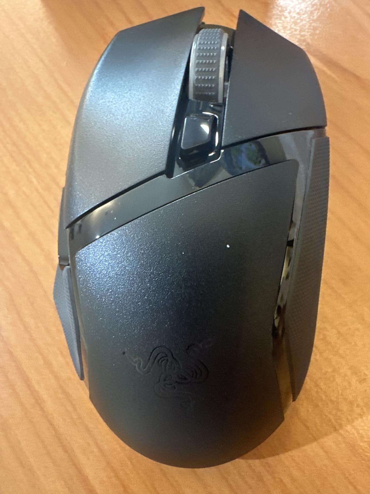 Razer Basilisk Mobile Portable Ergonomic Wireless Gaming Mouse, Black | 10 Programmable Controls, Razer HyperScroll, Optical Switches Gen-3, Long Battery Life, AI Prompt, 2.4 GHz, Bluetooth, USB C customer photo 2