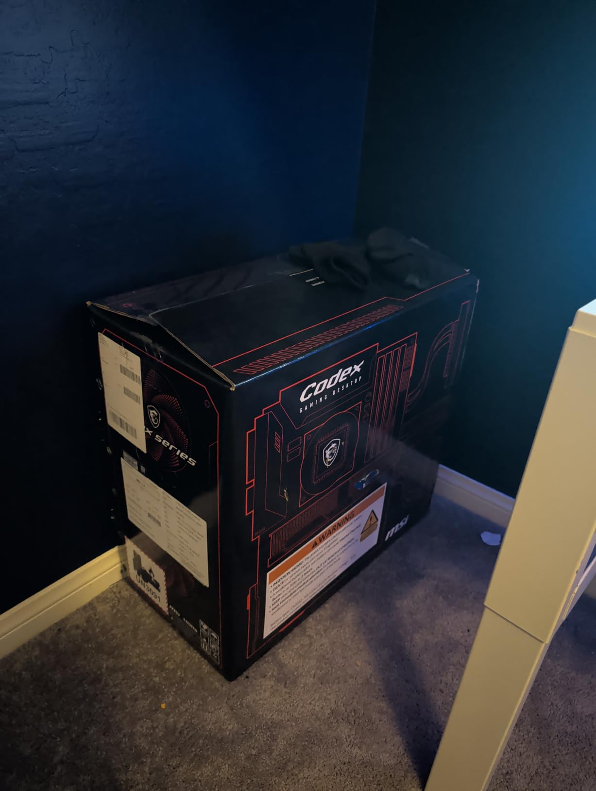 msi Codex R2 Gaming Desktop, Intel i5-14400F, RTX 5060, 16GB DDR5, 1TB SSD customer photo 1
