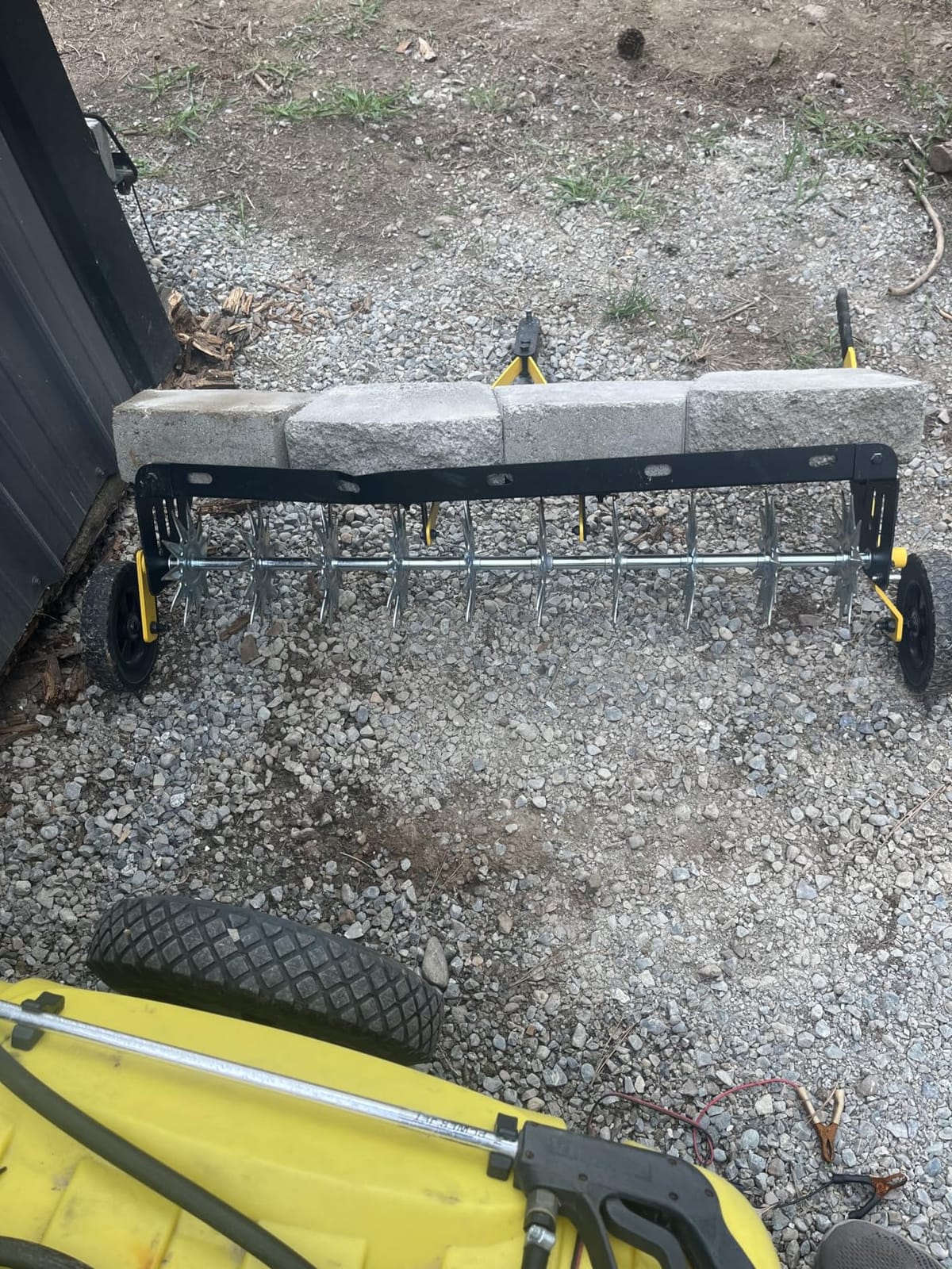 40-Inch Tow Behind Spike Aerator, Pull Behind Lawn Aerator with 10 Galvanized Steel Tines for Aerating Lawns, Soil Penetrator Spikes Tractor with Wheels, Extra-Wide Tow Bar for Garden & Farm customer photo 1