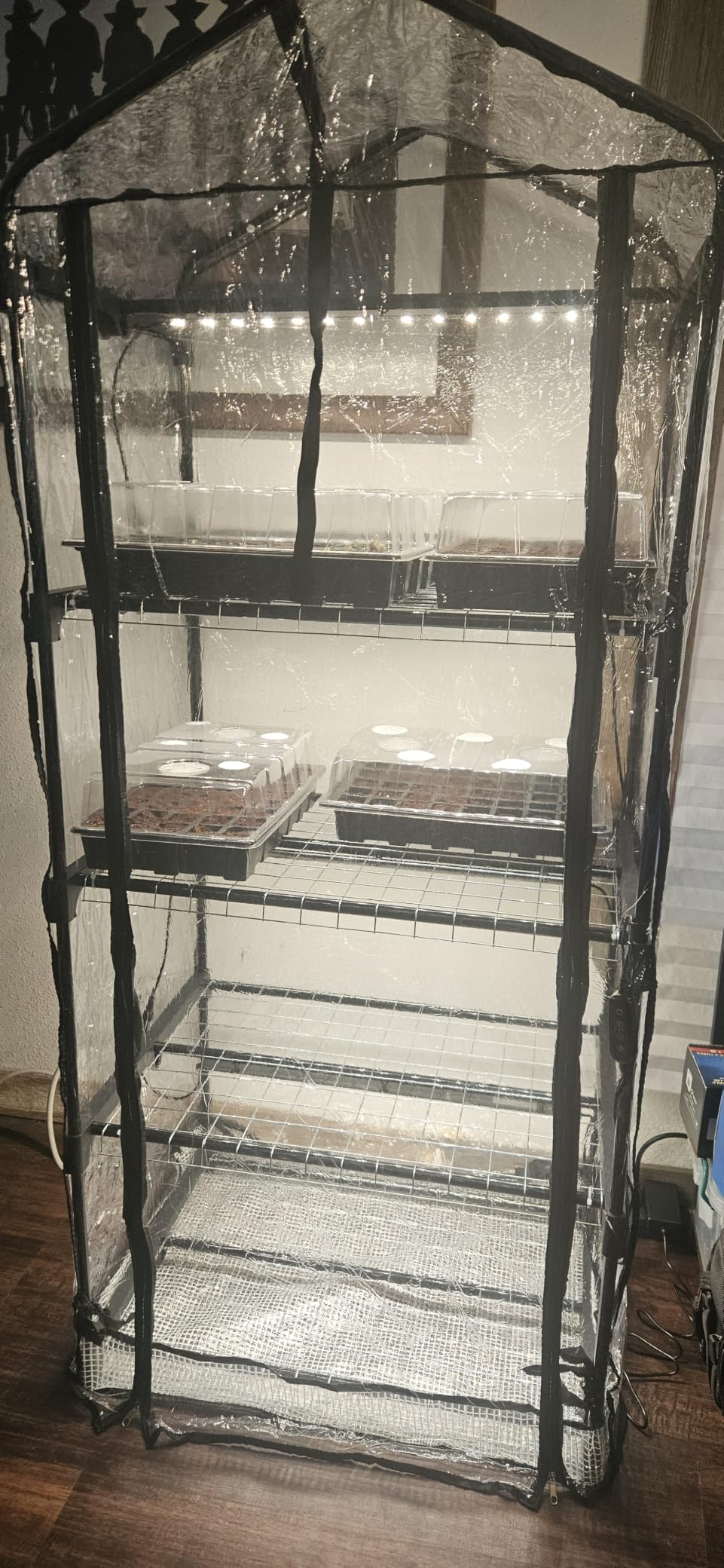 Bstrip Indoor Greenhouse with Grow Light, 5-Tier Large Greenhouse Cabinet customer photo 2