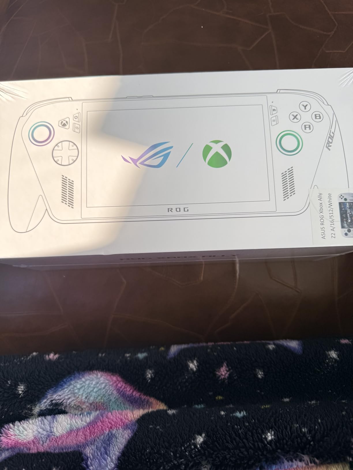 ASUS ROG Xbox Ally – 7” 1080p 120Hz Touchscreen Gaming Handheld, 3-month Xbox Game Pass Premium included, AMD Ryzen Z2 A, 16GB RAM, 512GB SSD, White customer photo 2