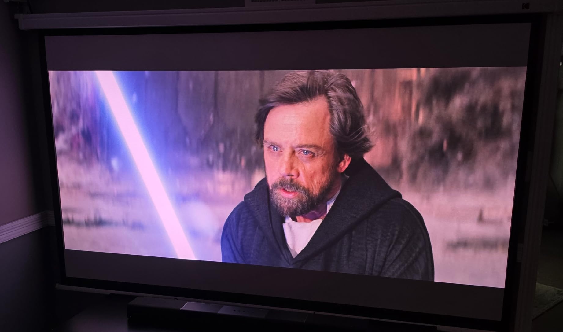 XGIMI HORIZON 20 4K RGB Triple Laser Home Projector, 3200 ISO Lumens customer photo 1