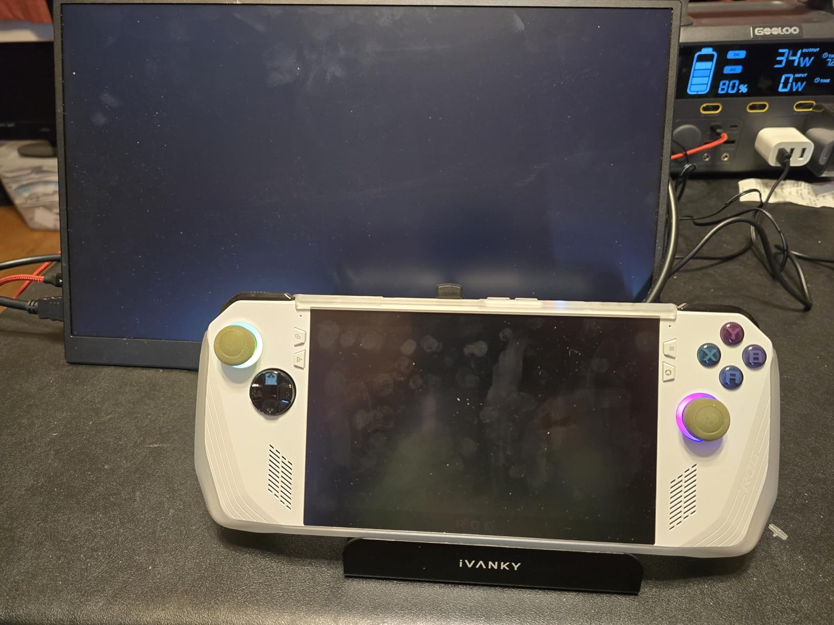 InnoView 4K Portable Monitor 18.5