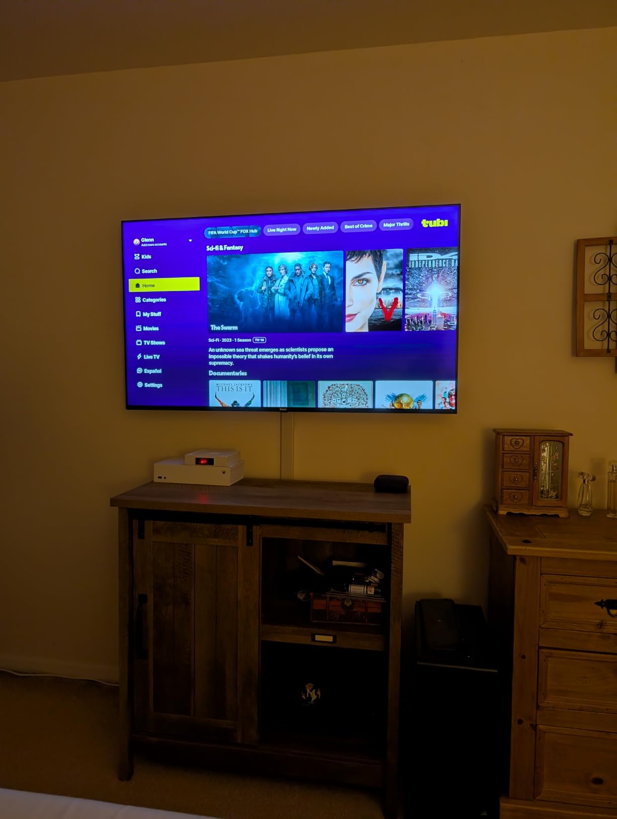 Roku 65-Inch Select Series Smart TV 2026-4K (2160p) QLED TV TV customer photo 2